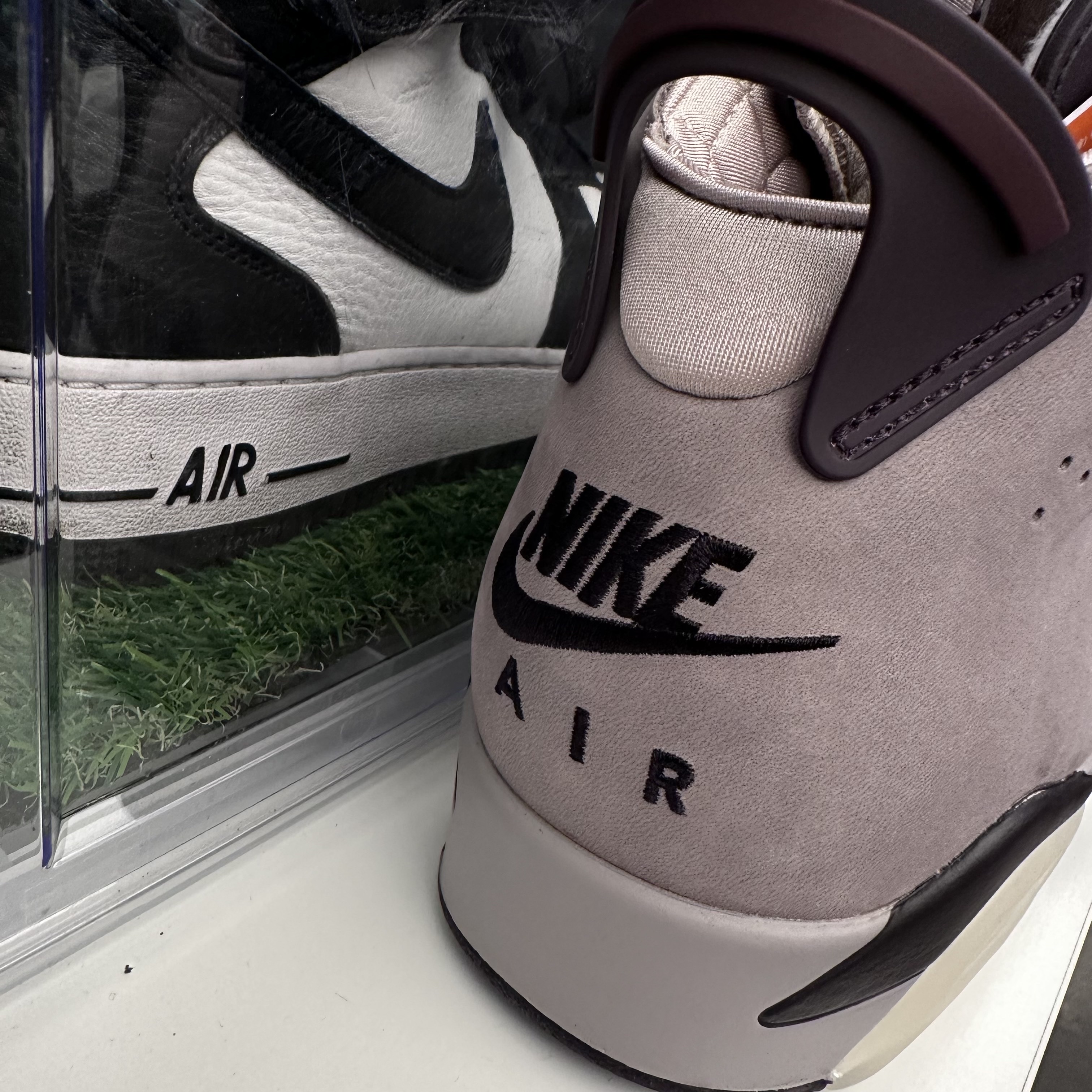 Jordan 6 x A Ma Maniere Retro Smokey Mauve Black 착용 스타일 - 3