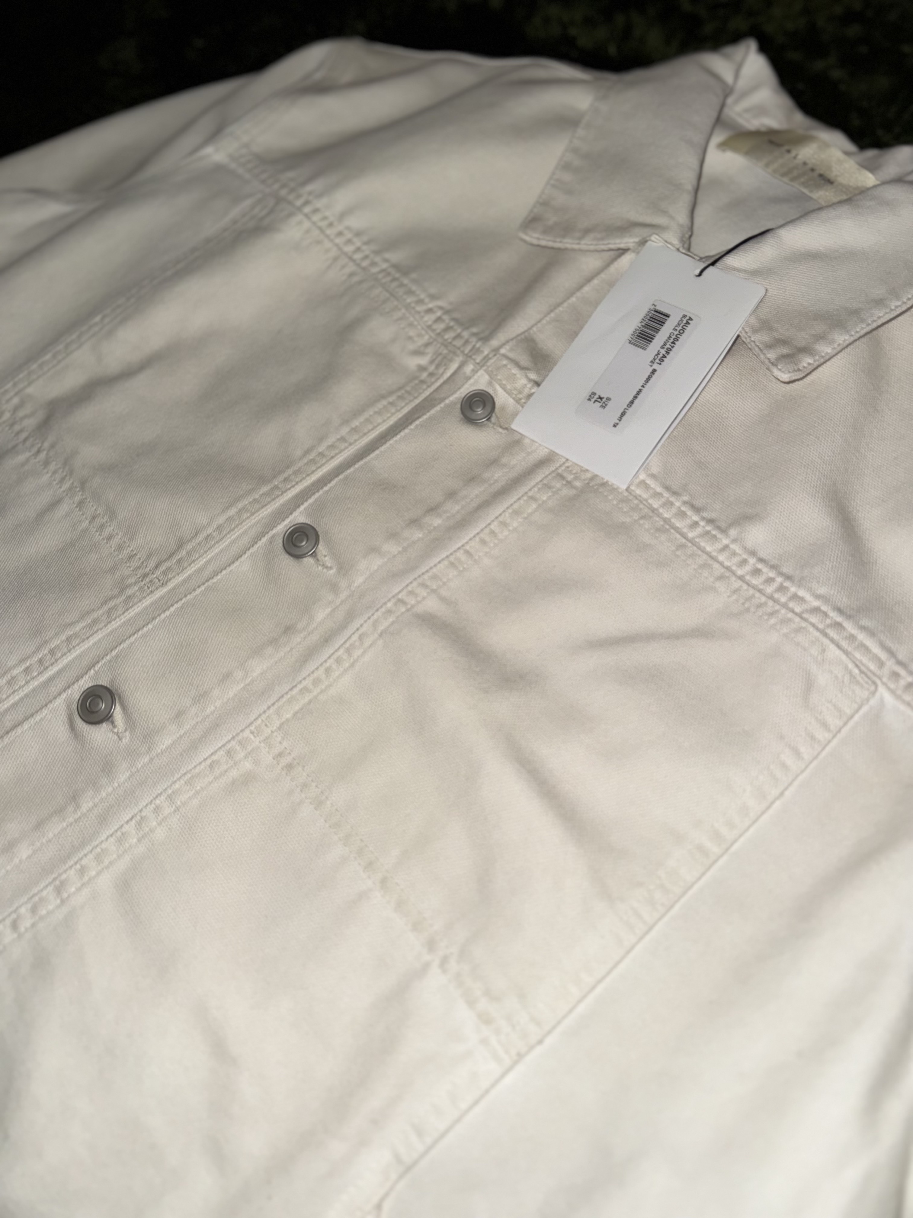 1017 Alyx 9SM Buckle Canvas Jacket Washed Light Tan 착용 스타일 - 4