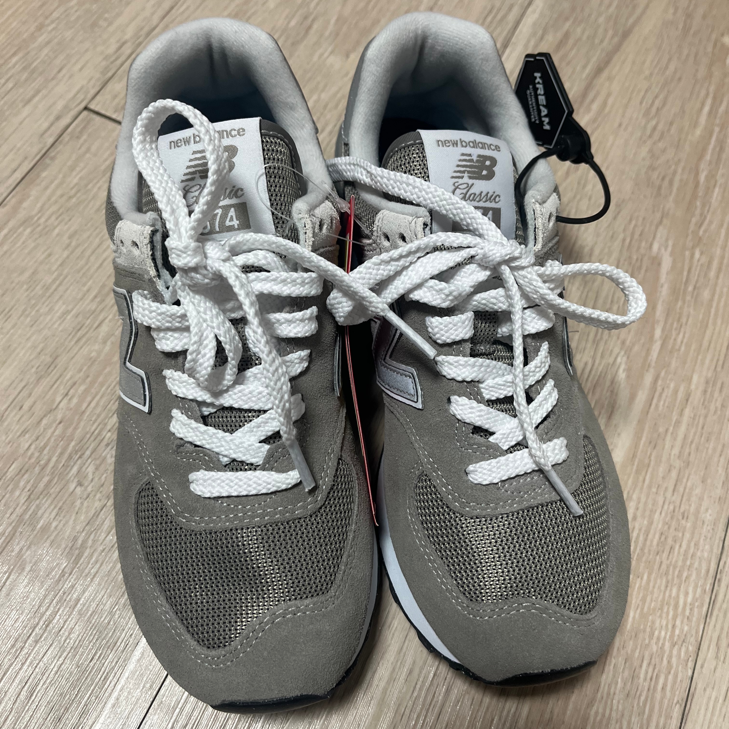 (W) New Balance 574 Worn By Anyone Grey - B Standard 착용 스타일