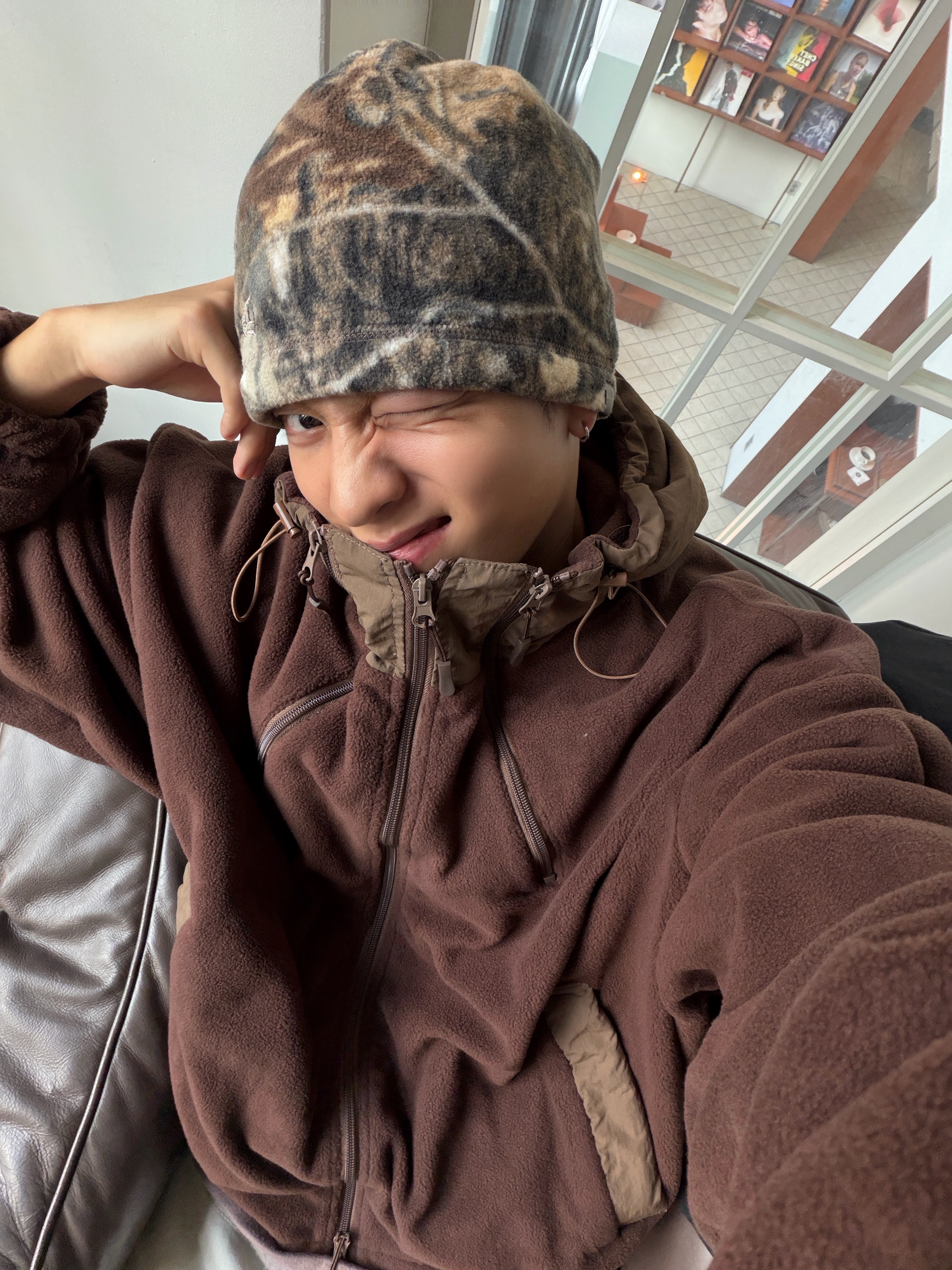 Thisisneverthat x New Era Reverse Fleece Beanie Realtree 착용 스타일 - 2