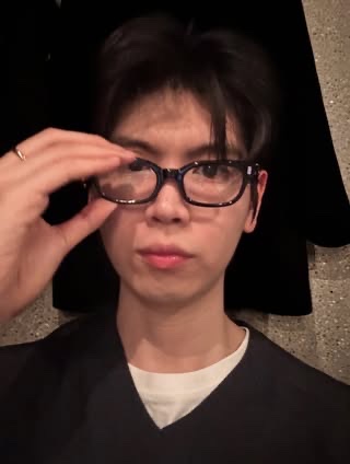 lash Ralph Black 착용 스타일