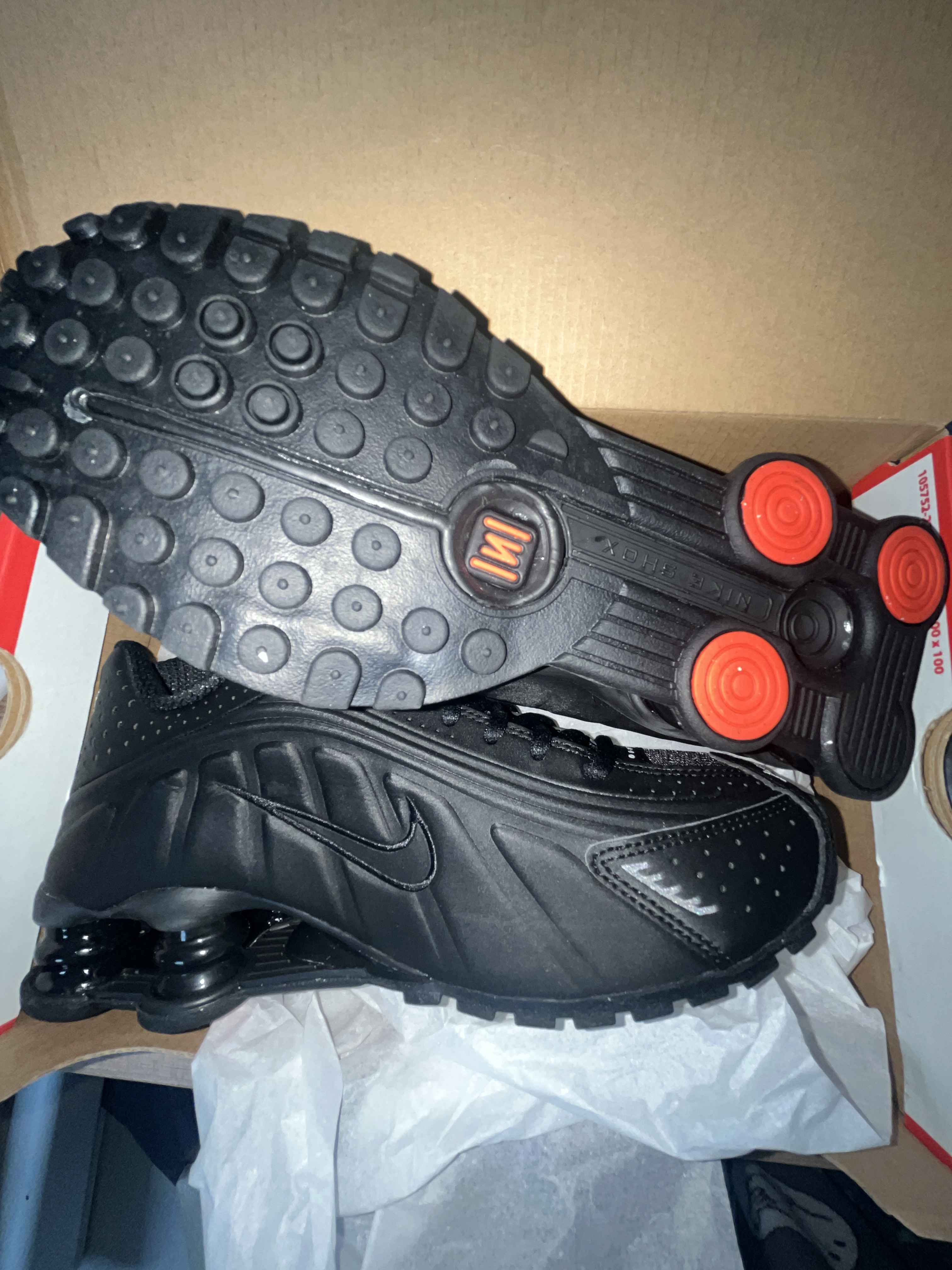 (W) Nike Shox R4 Black 착용 스타일