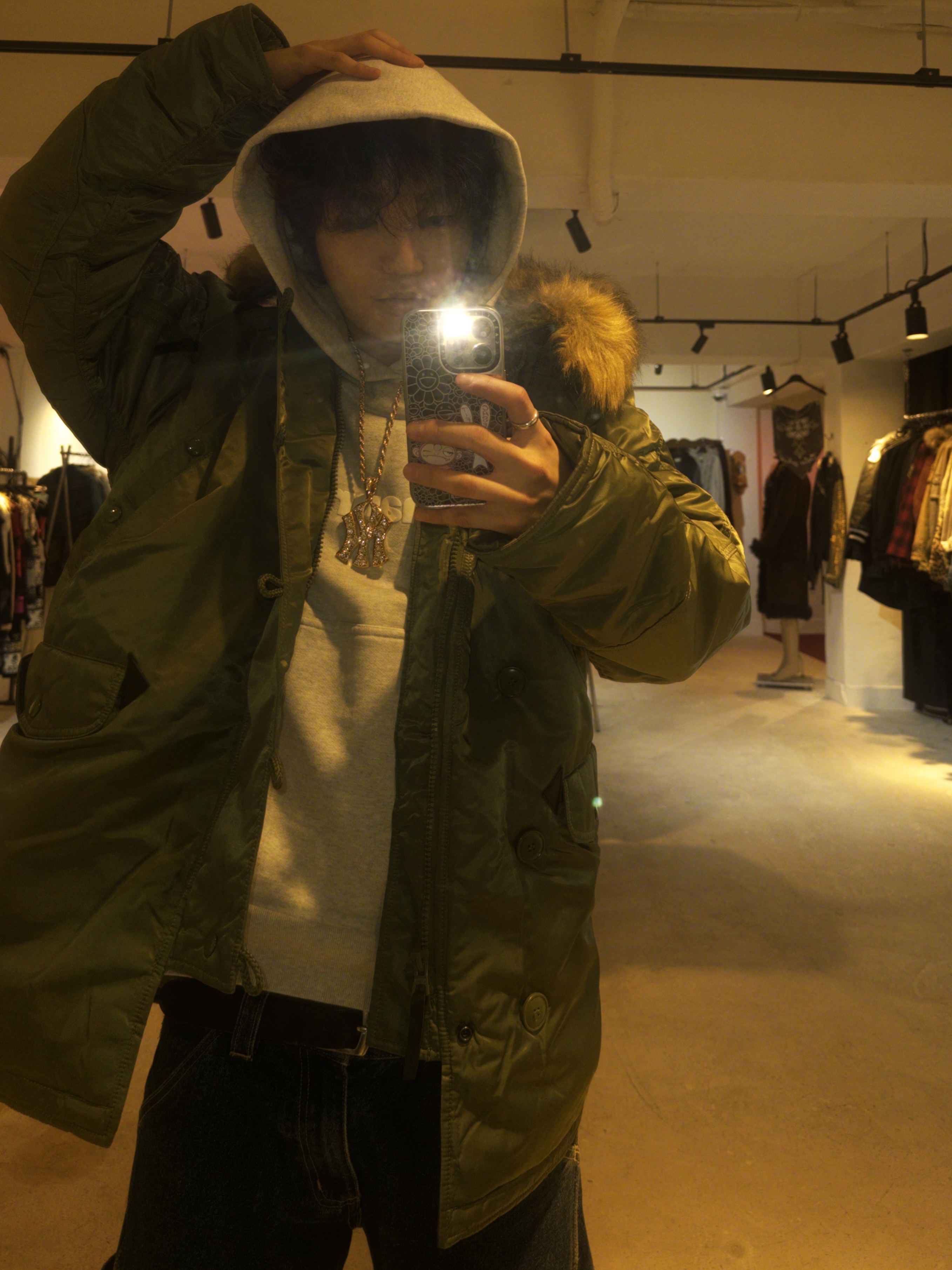 ALPHA INDUSTRIES N-3B Parka Sage 착용 스타일 - 1