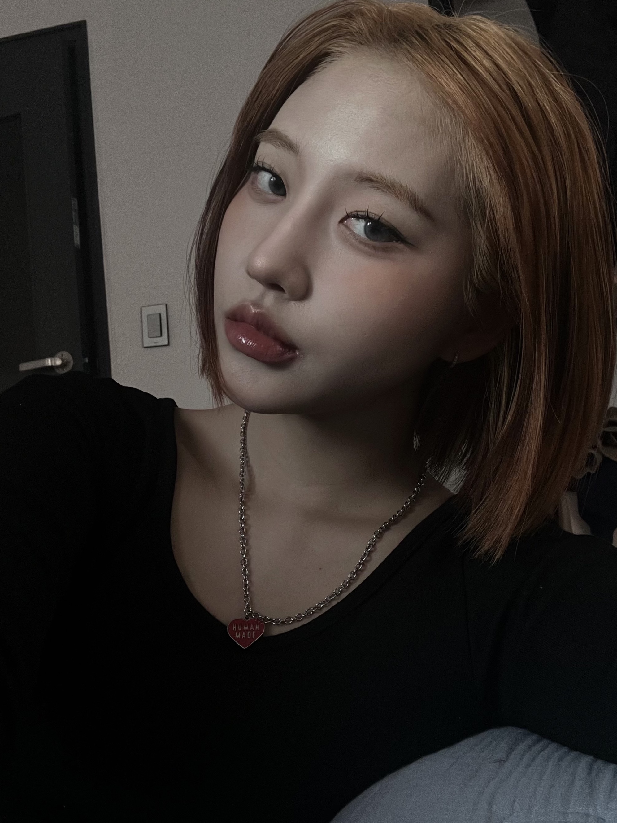 Human Made Heart Necklace Red 착용 스타일