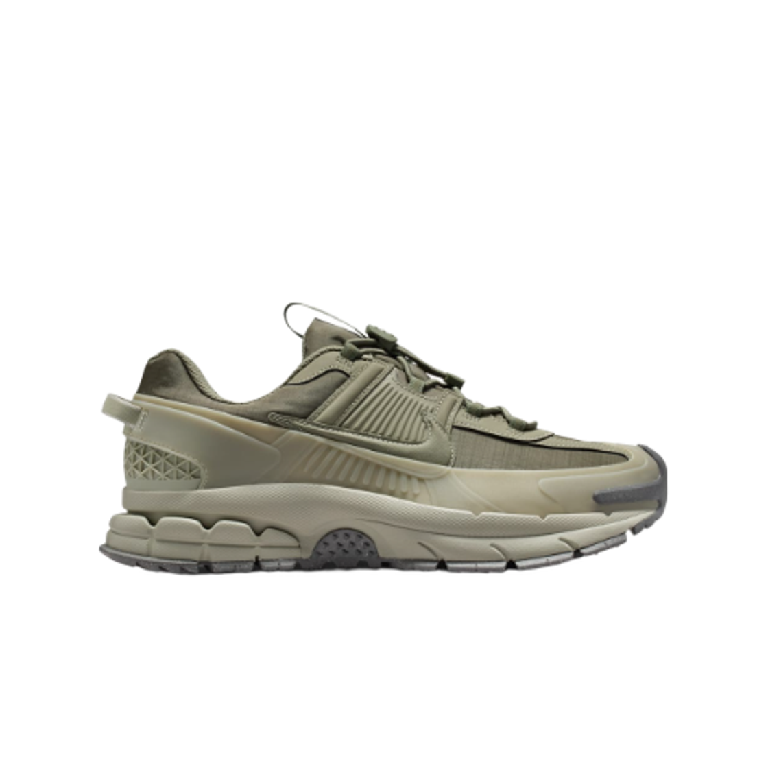 나이키 줌 보메로 롬 실버 세이지 스프루스 포그(Nike Zoom Vomero Roam Silver Sage Spruce Fog) - 1