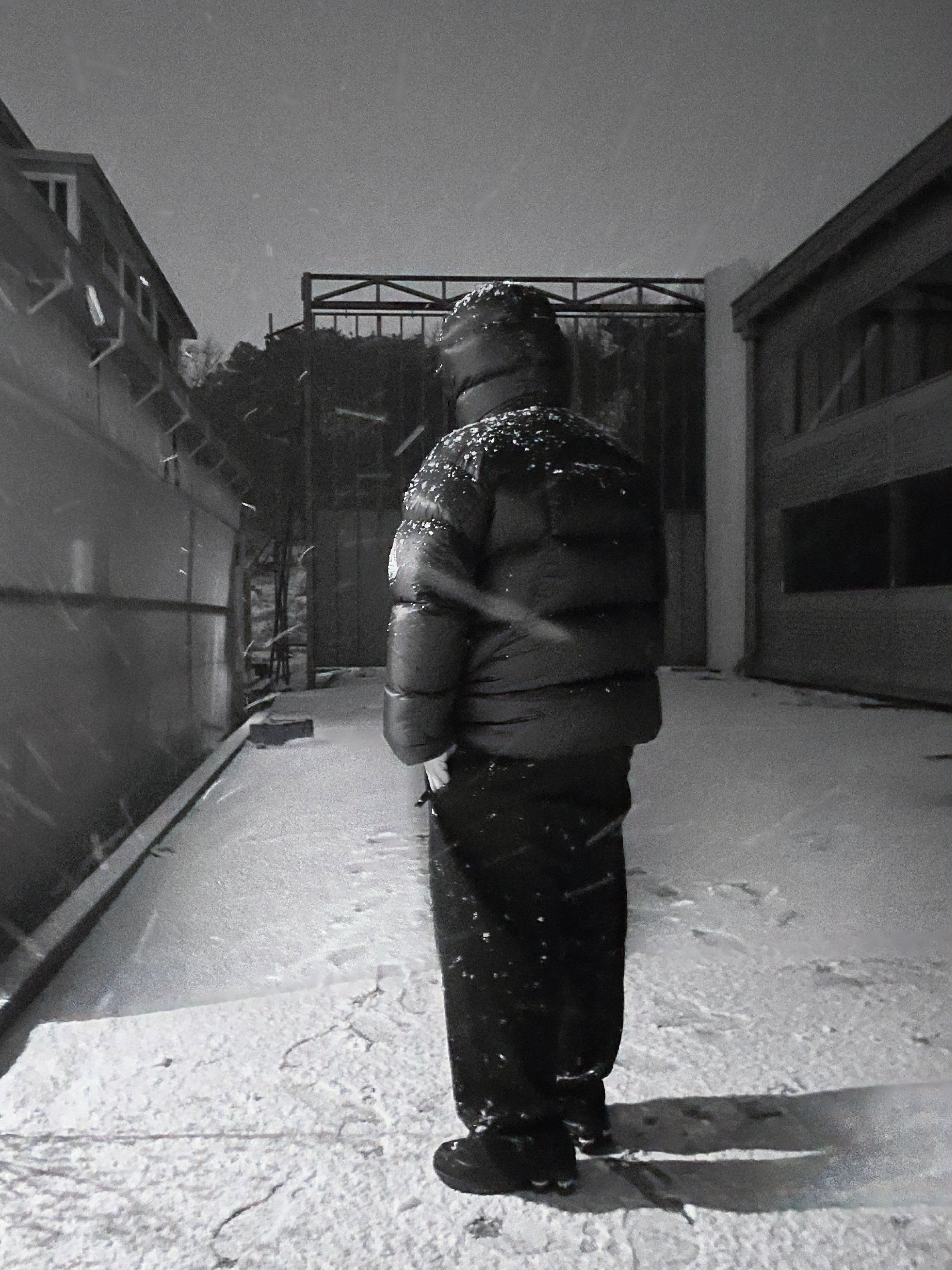 Palace Pertex Opaque Balaclava Puffa Black - 24FW, Nike NSW Swoosh Open Hem Fleece Pants Black - Asia 착용 스타일 - 2