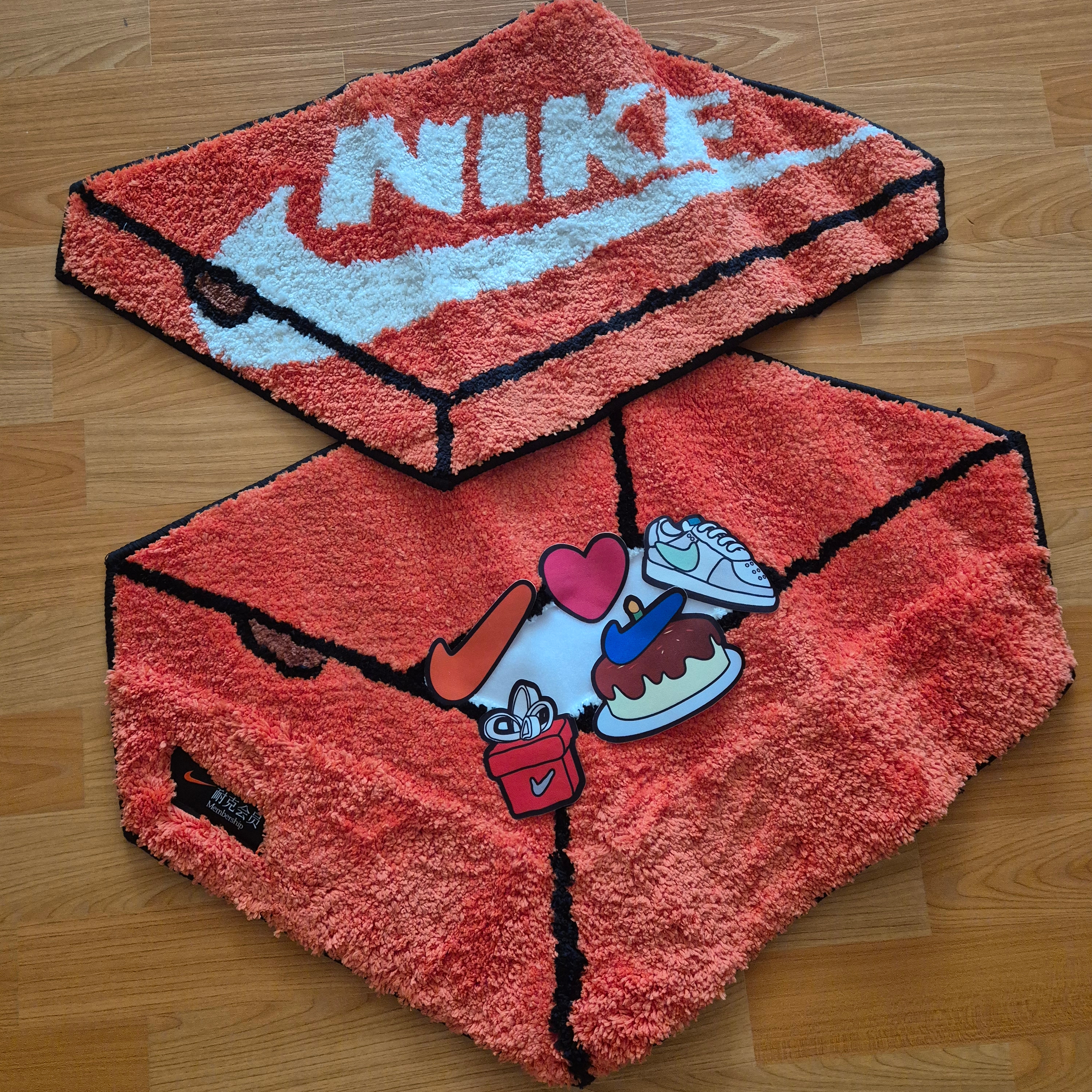 Nike Box Rugmat Orange 착용 스타일