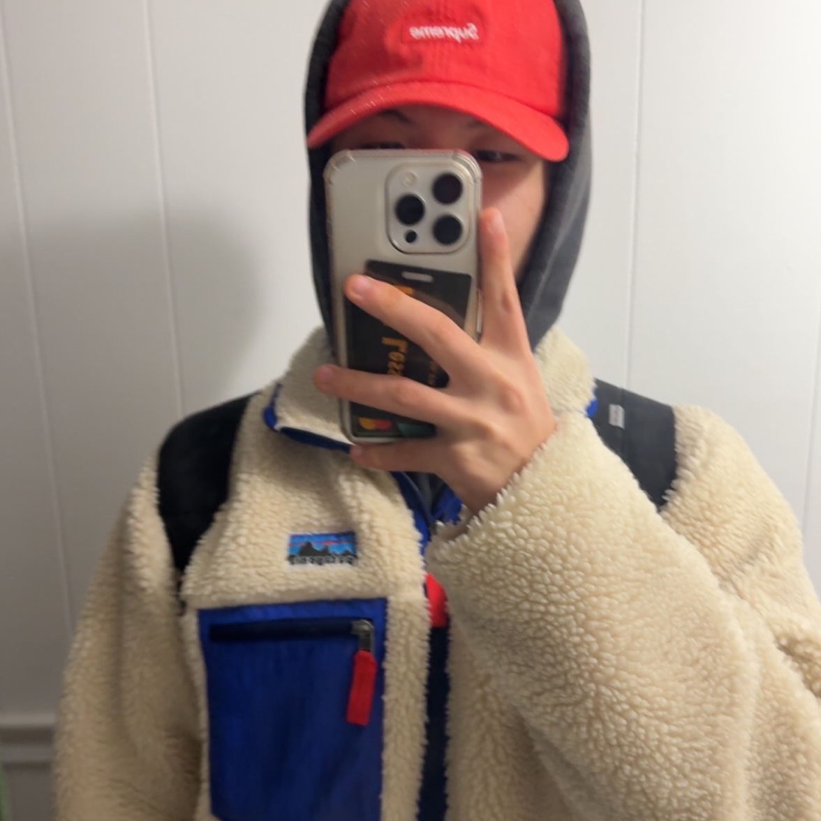 Patagonia Classic Retro-X Fleece Jacket Dark Natural 착용 스타일