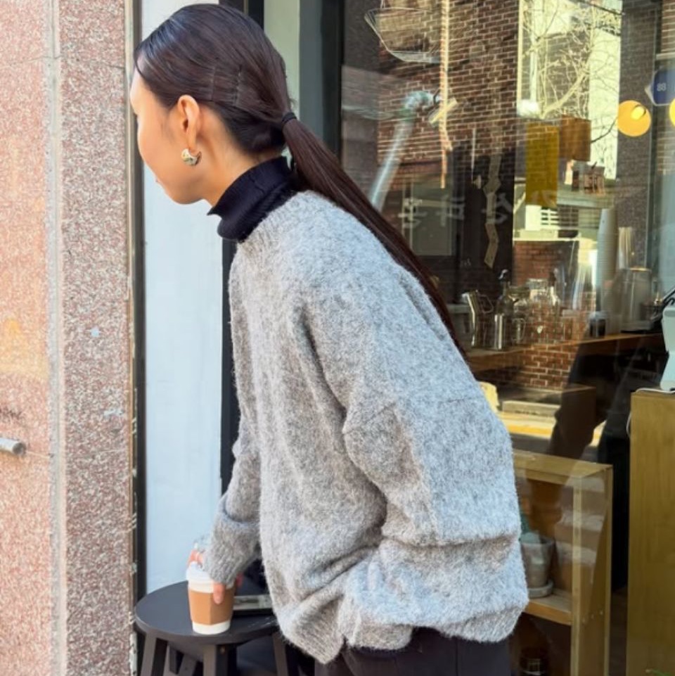 ACOC Brushed Blend Pullover Gray 착용 스타일
