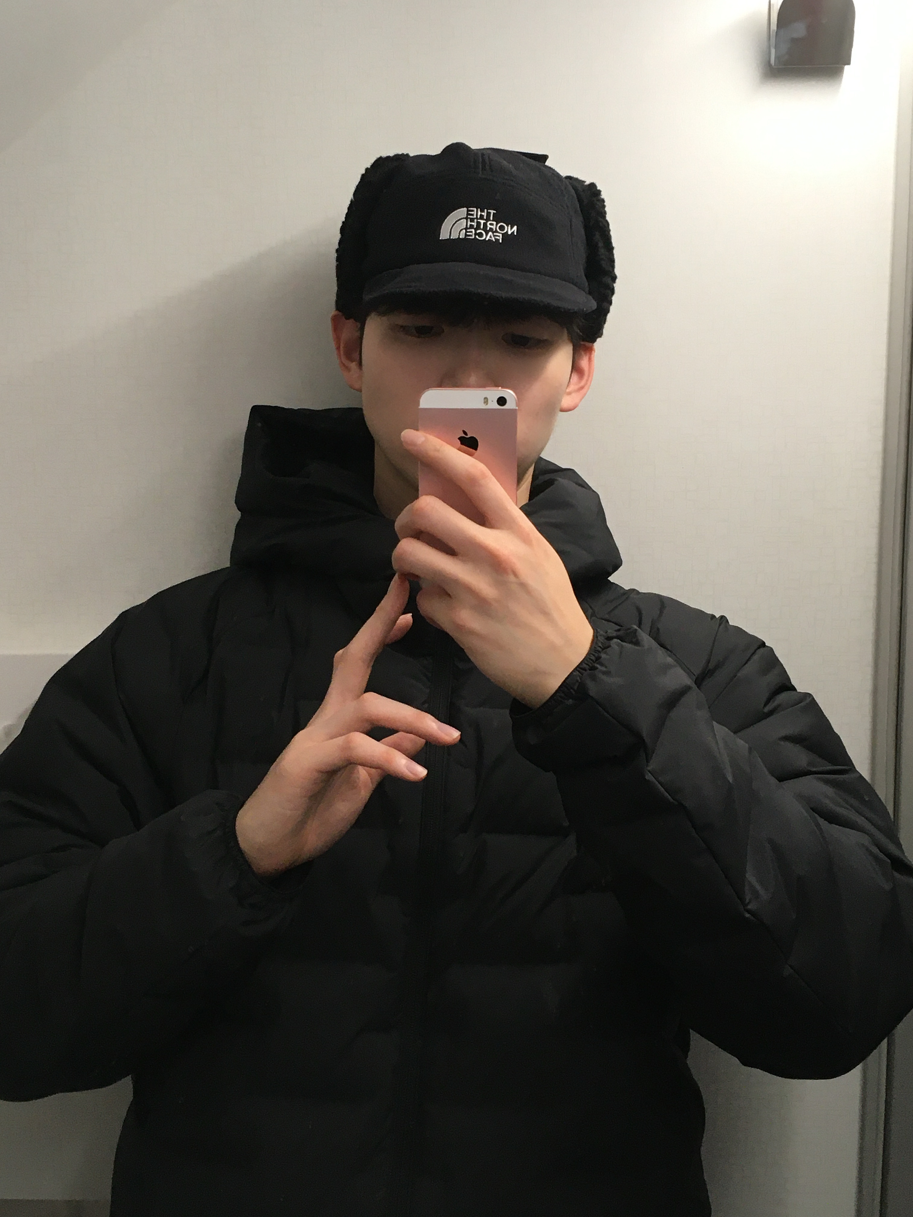 The North Face Fleece Earmuff Cap EX Black, Uniqlo Pufftech Parka Black - JP 착용 스타일 - 1