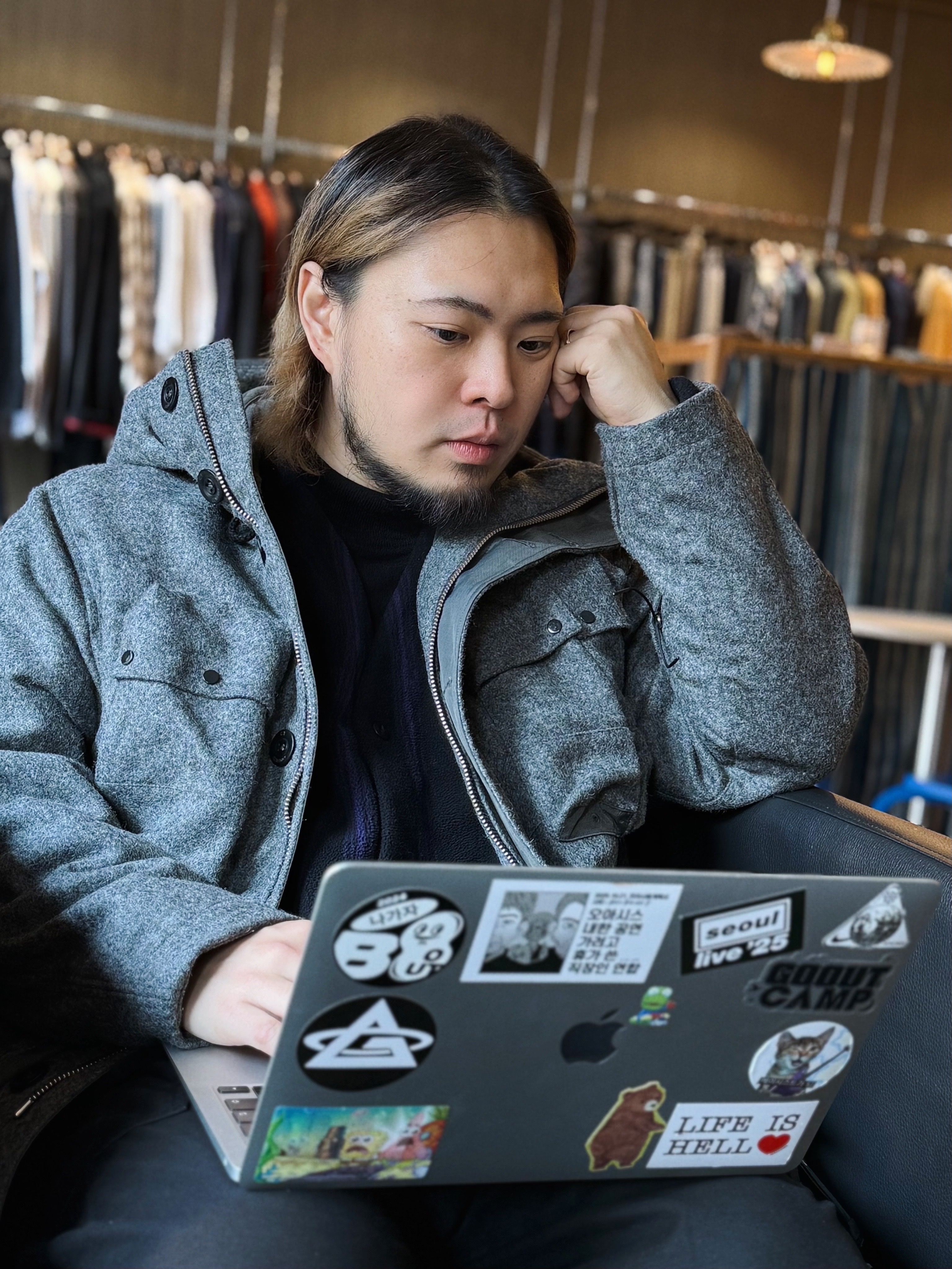 C.P. Company C.P. Duffel Garment Dyed Coat Butternut Brown - 23FW, Uniqlo x Needles Fleece Wide Pants Black - KR 착용 스타일 - 6