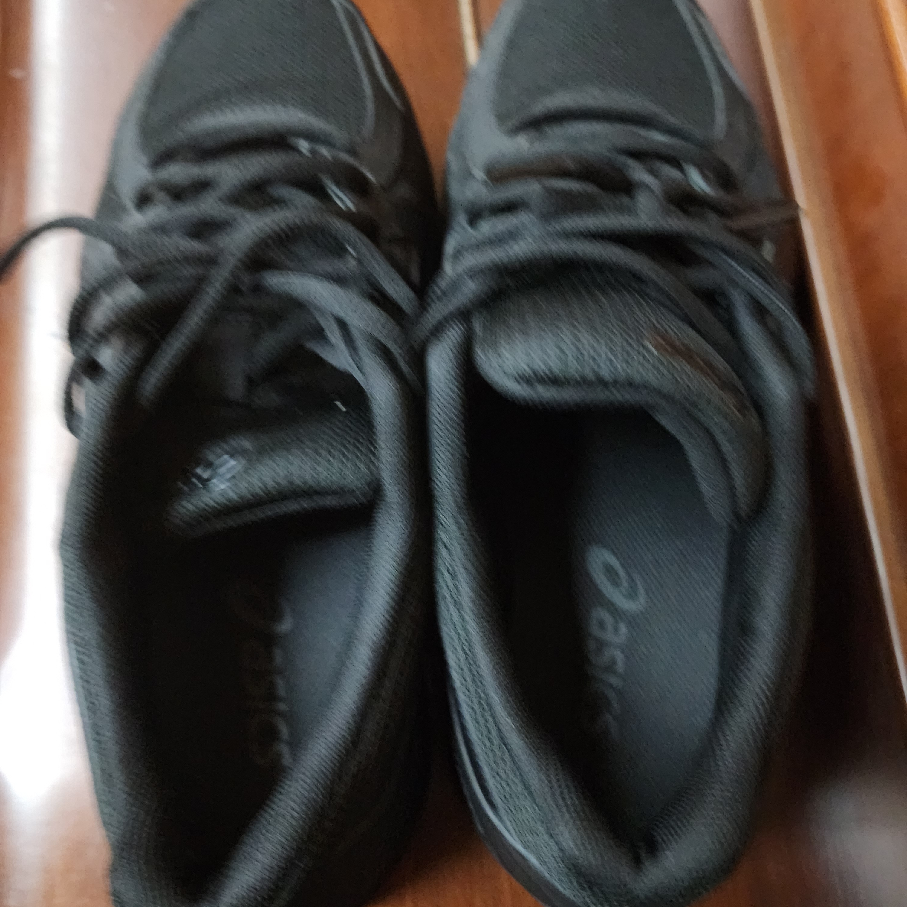 Asics Jog 100 T Black - 4E Extra Wide 착용 스타일 - 3