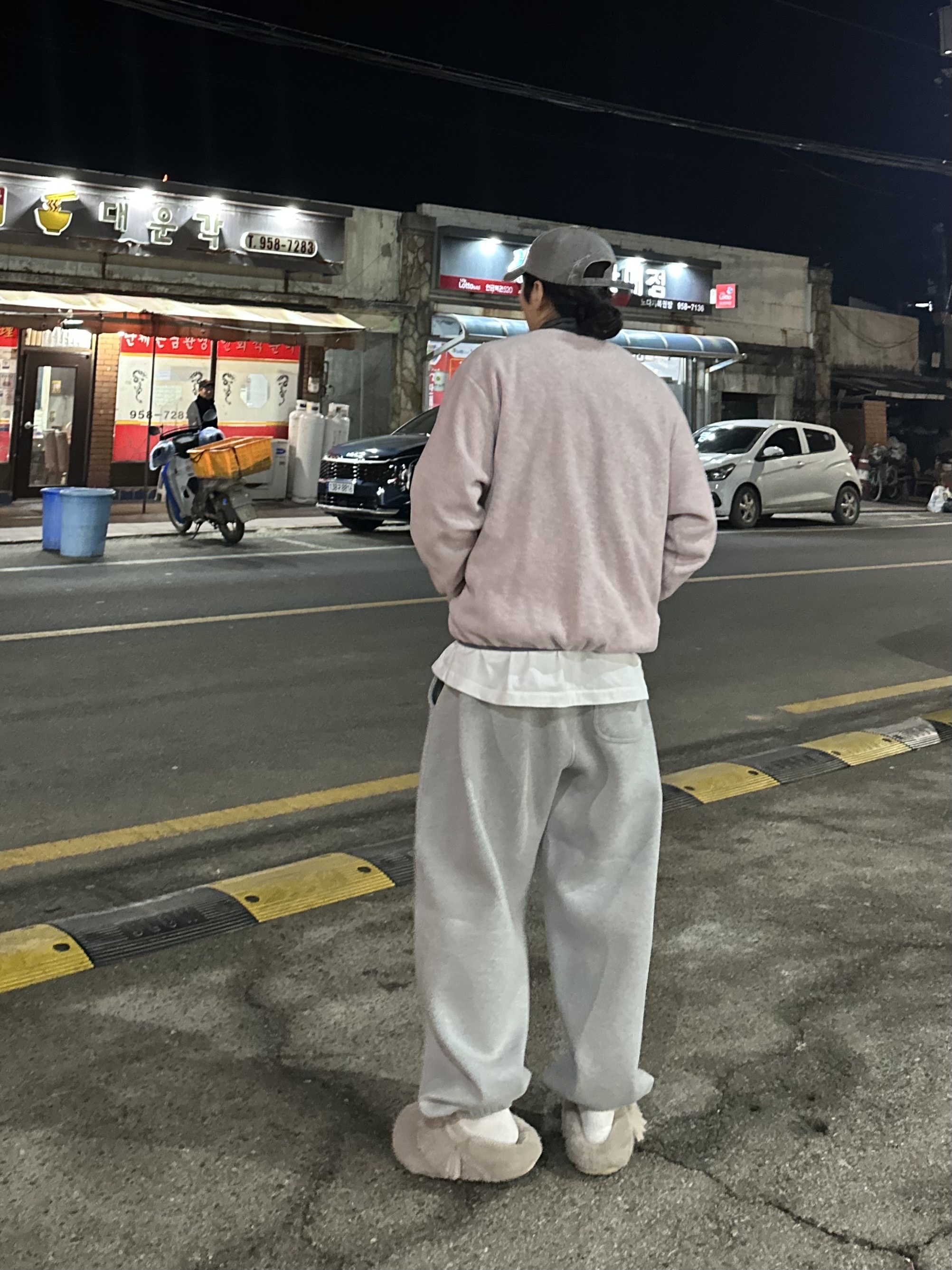 Ferker Mane Elephant, Undermycar Mu.03 Anti Fxxking Logo Play Oversized Sweat Jogger Melange Gray 착용 스타일 - 3