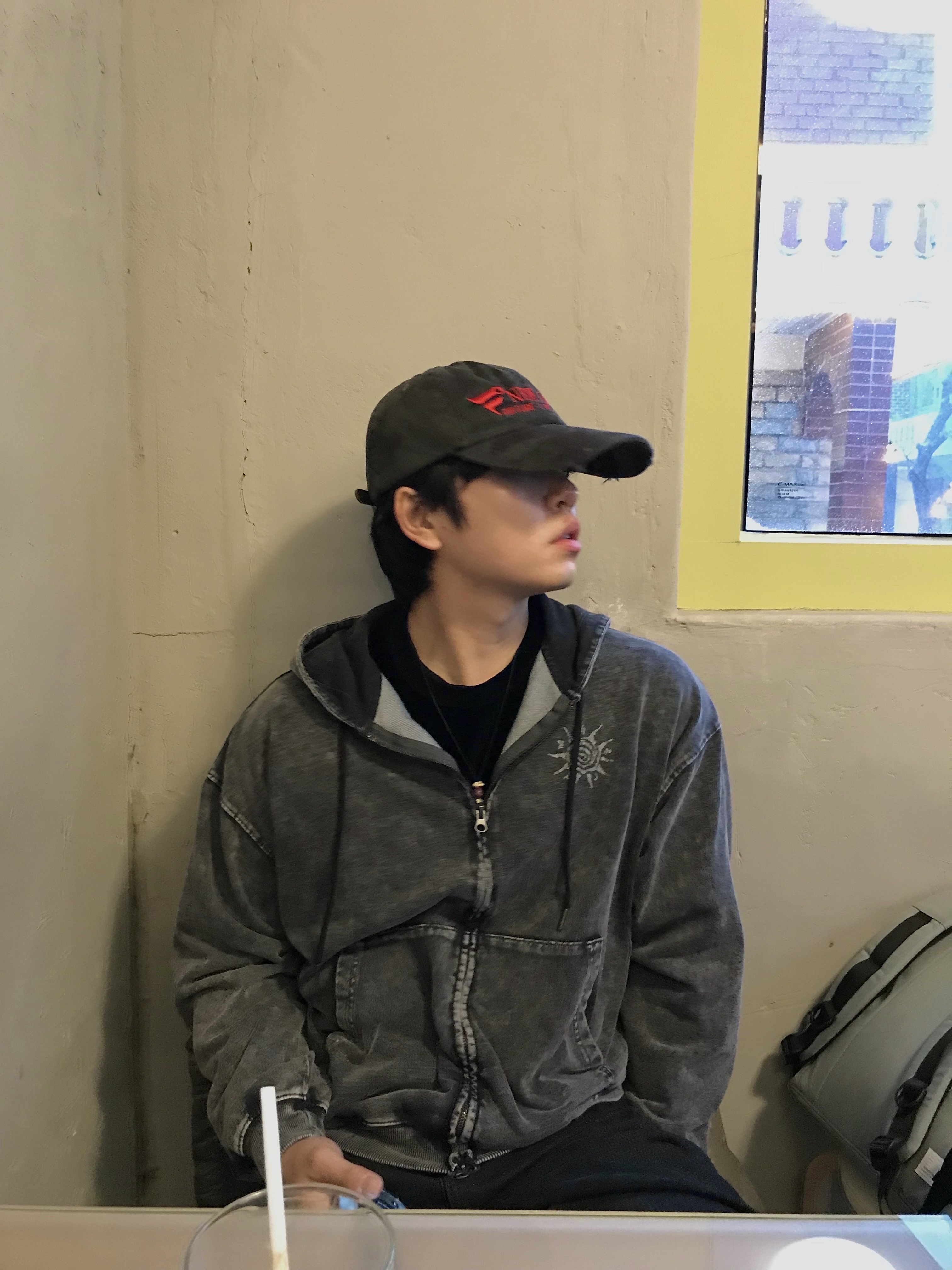 Rick Owens Hollywood Mega Bumper Geobasket in Full Grain Calf Leather Black Milk 착용 스타일 - 8