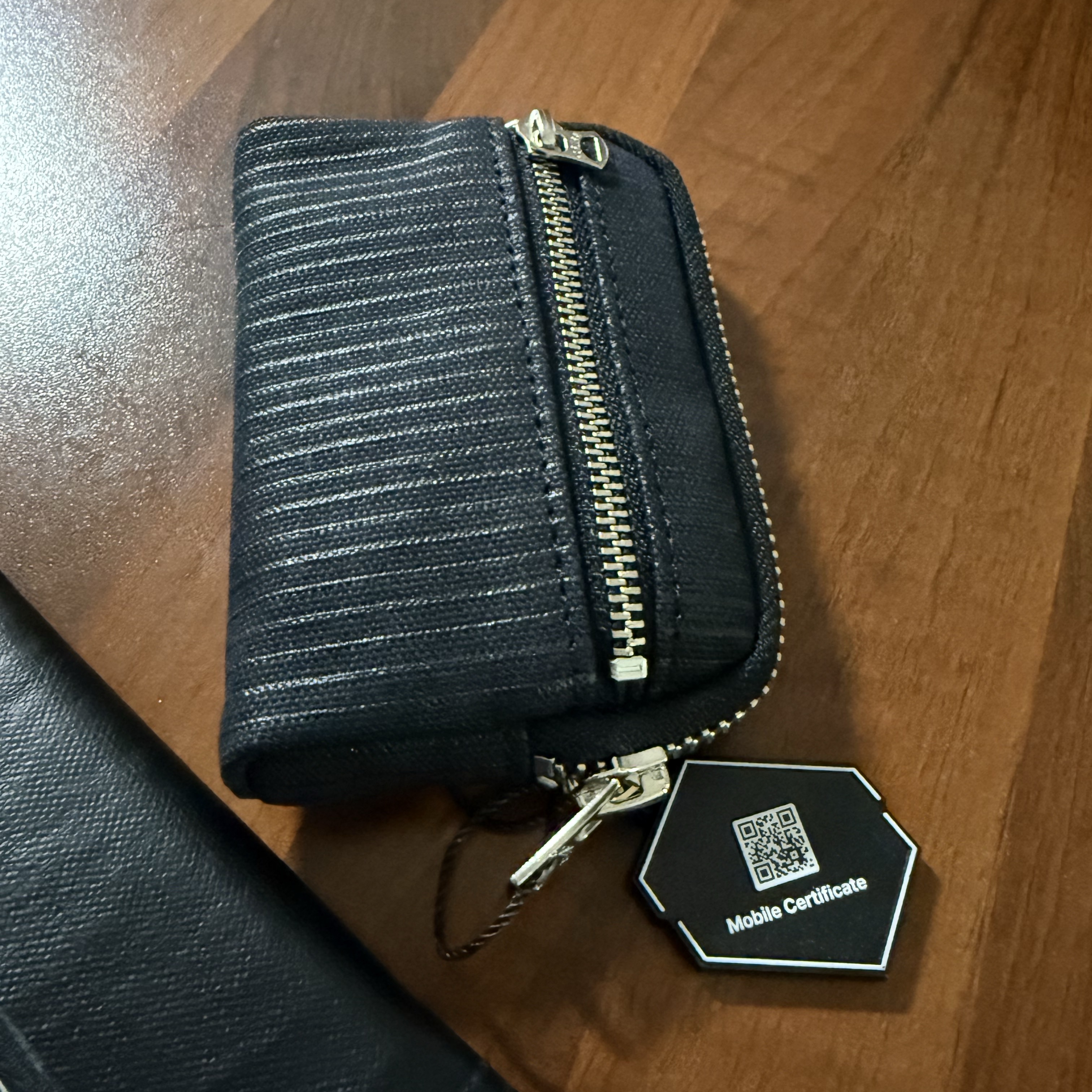 Porter Drawing Coin Key Case Black, Porter Free Style Card Case Black 착용 스타일 - 2