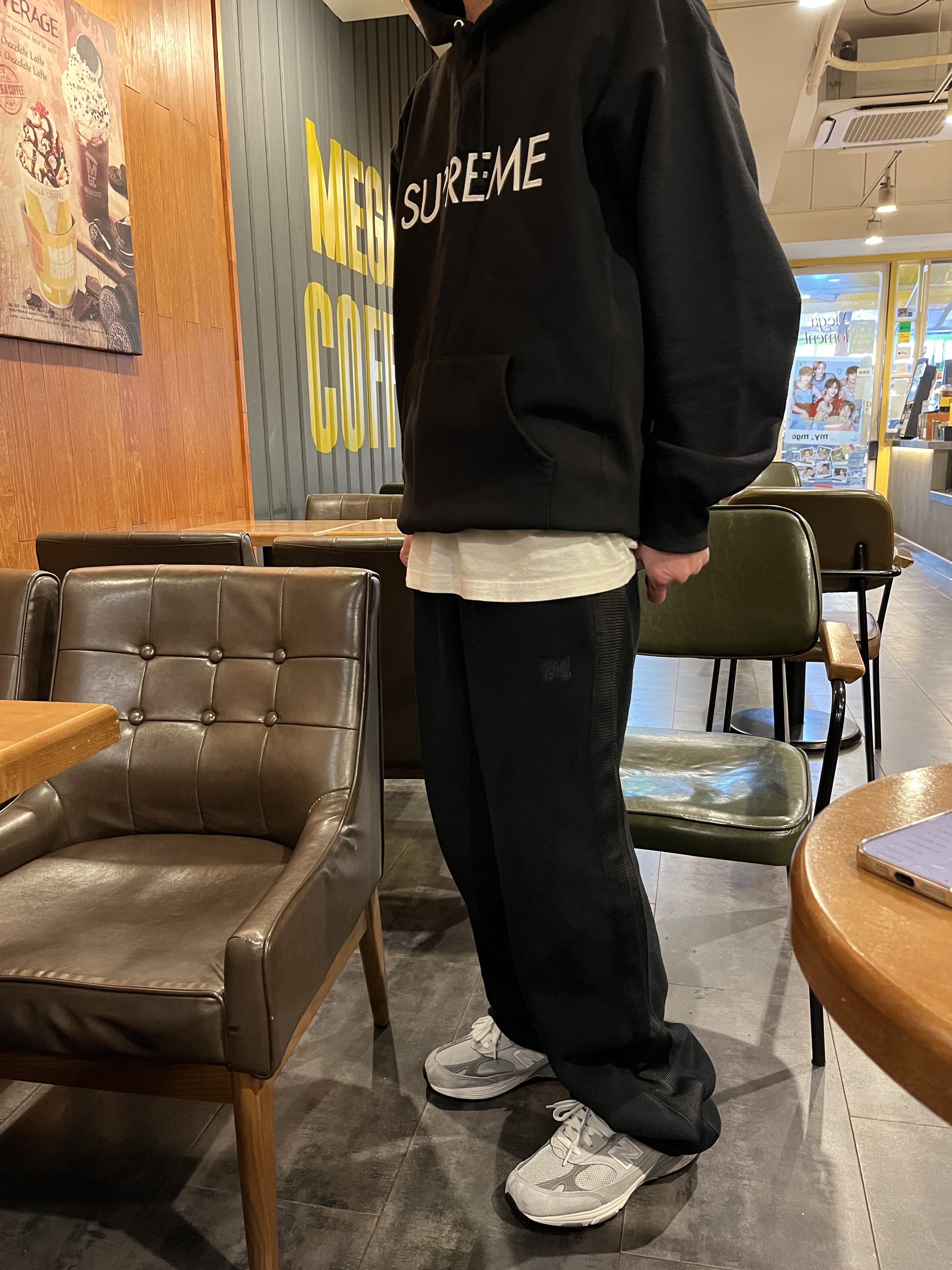 Uniqlo x Needles Fleece Wide Pants Black - KR 착용 스타일 - 2
