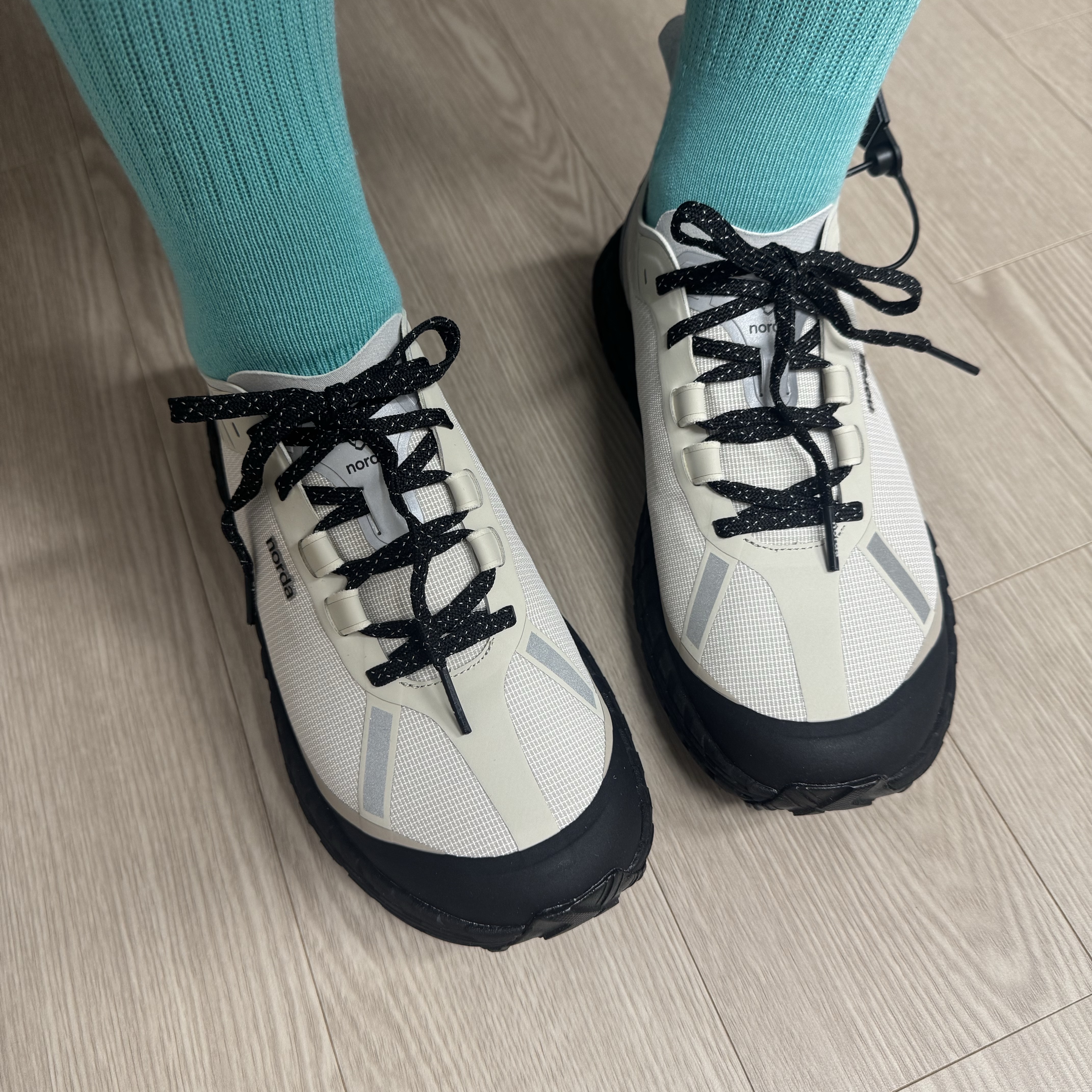 (W) Norda 001/A Cinder 착용 스타일