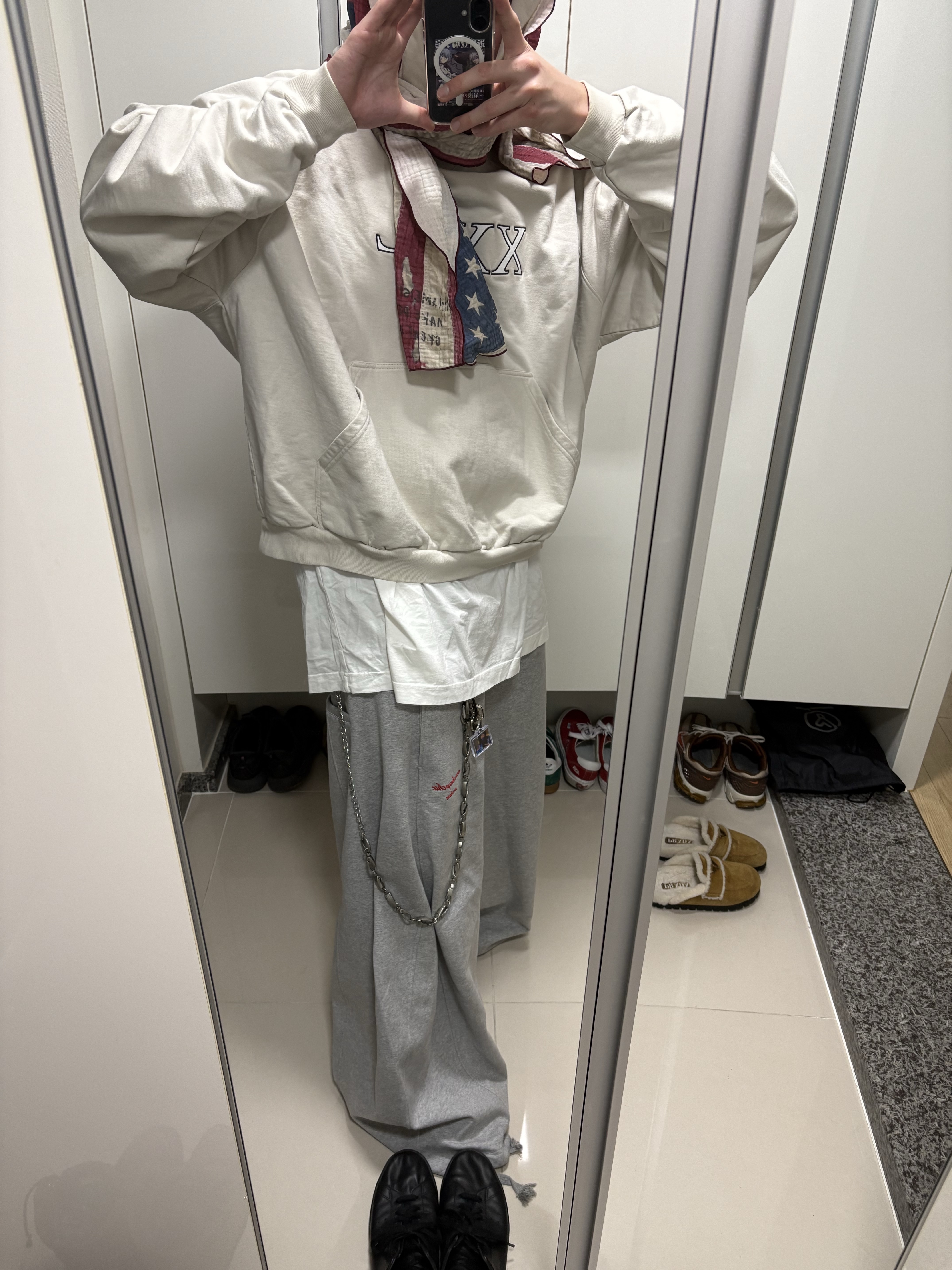 Needles H.D. Track Pants Poly Smooth Purple, C.P. Company D.D. Shell Hooded Down Jacket Fungi Grey - 25FW 착용 스타일 - 7