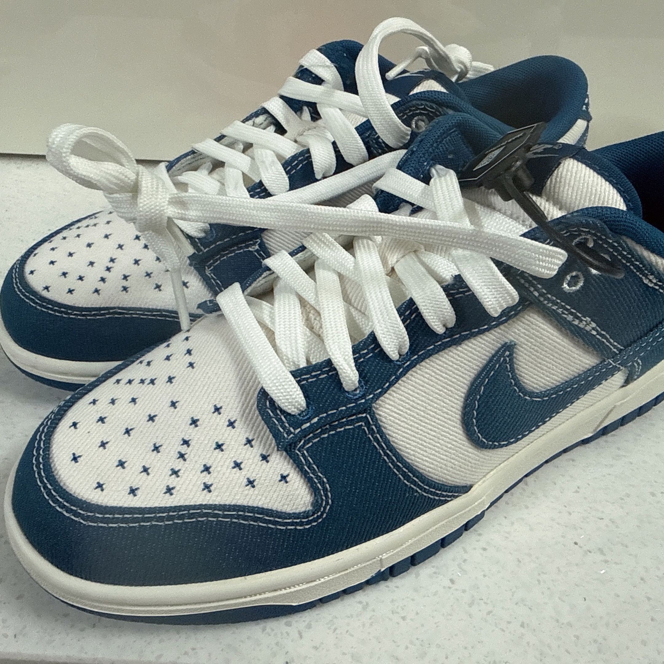Nike Dunk Low Retro SE Industrial Blue 착용 스타일