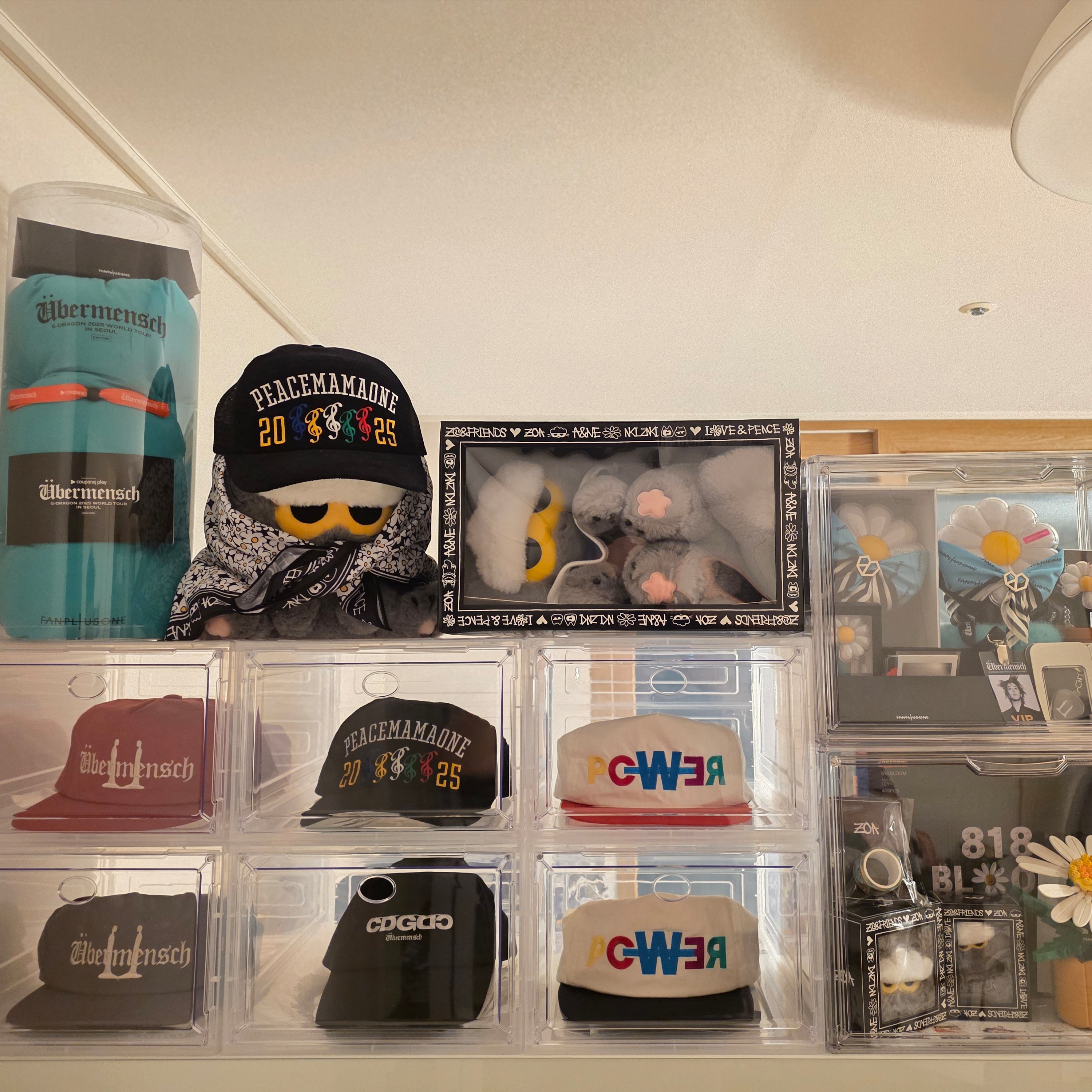 G-DRAGON Power Ball Cap White, Oxford x Peaceminusone 818 Bloom 착용 스타일