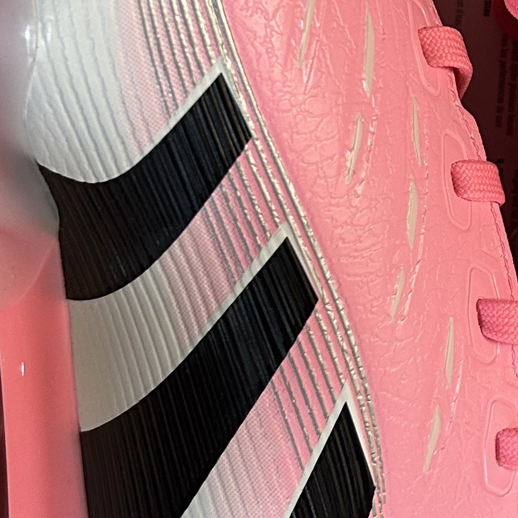 Adidas x David Beckham Predator League FT 2G/3G AG Beam Pink Cloud White 착용 스타일