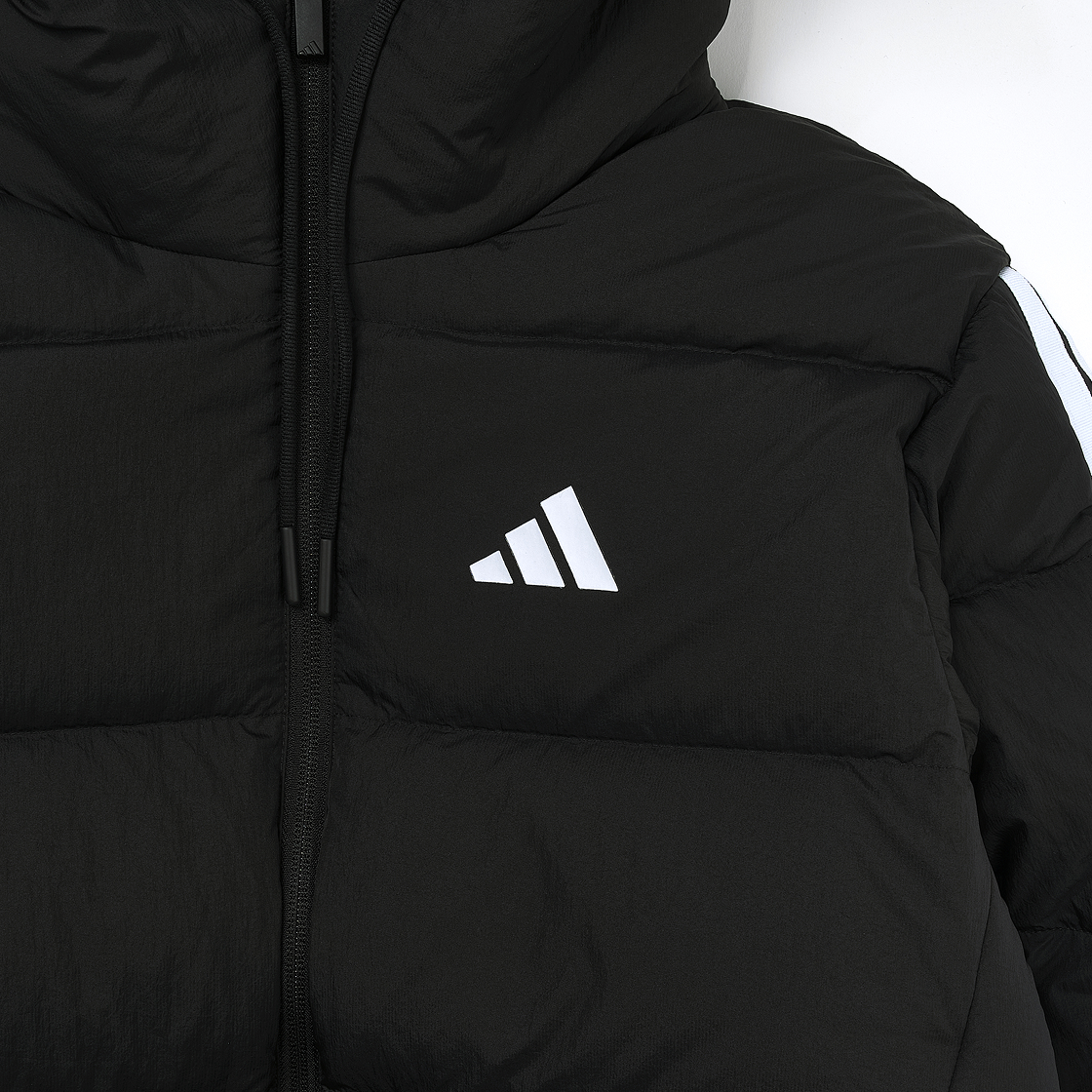 (W) 아디다스 에센셜 클라이마웜 삼선 퍼퍼 다운 후드 자켓 블랙 - KR 사이즈((W) Adidas Essentials Climawarm 3-Stripes Puffer Down Hooded Jacket Black - KR Sizing) - 3