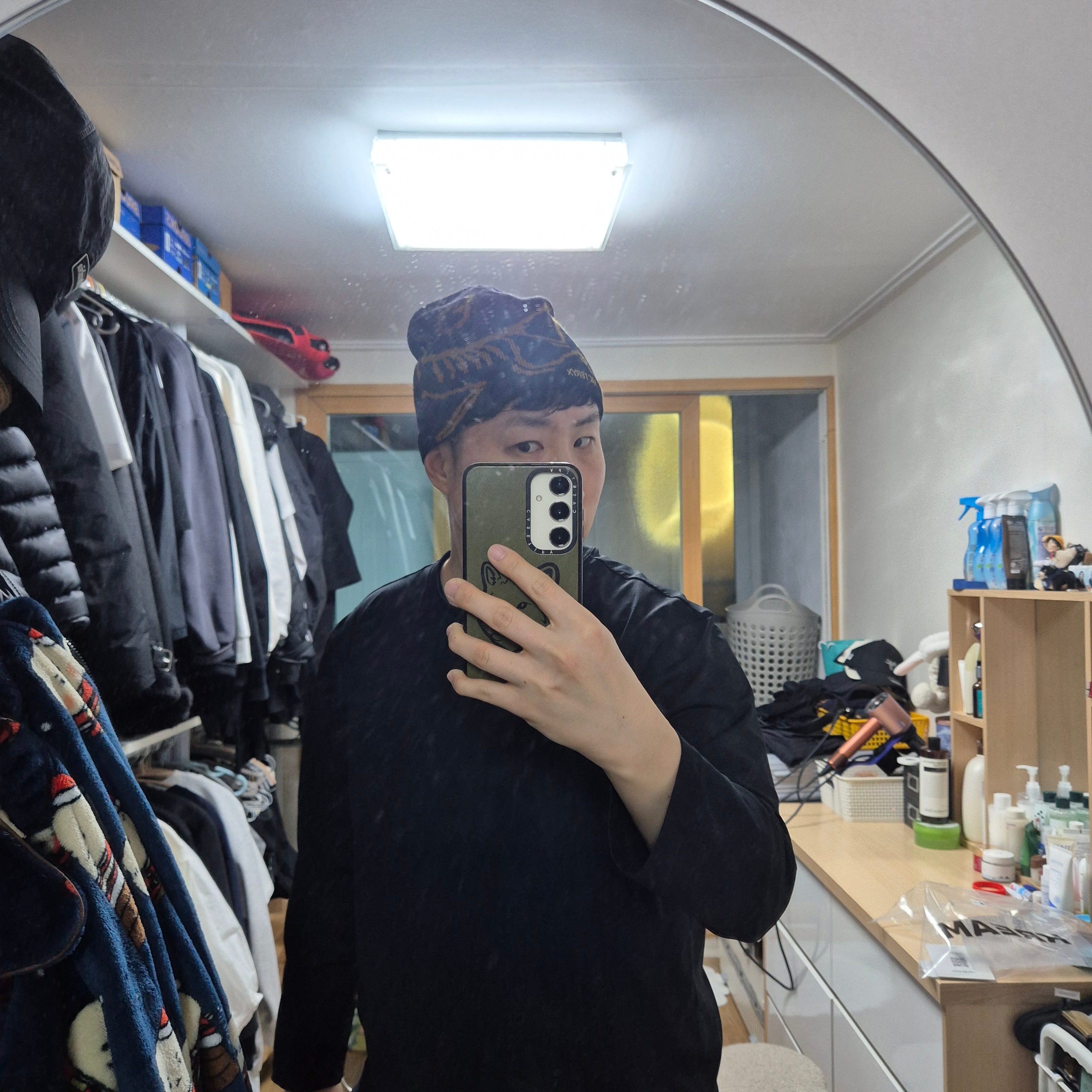 Arc'teryx Bird Head Toque 24K Black 착용 스타일 - 5