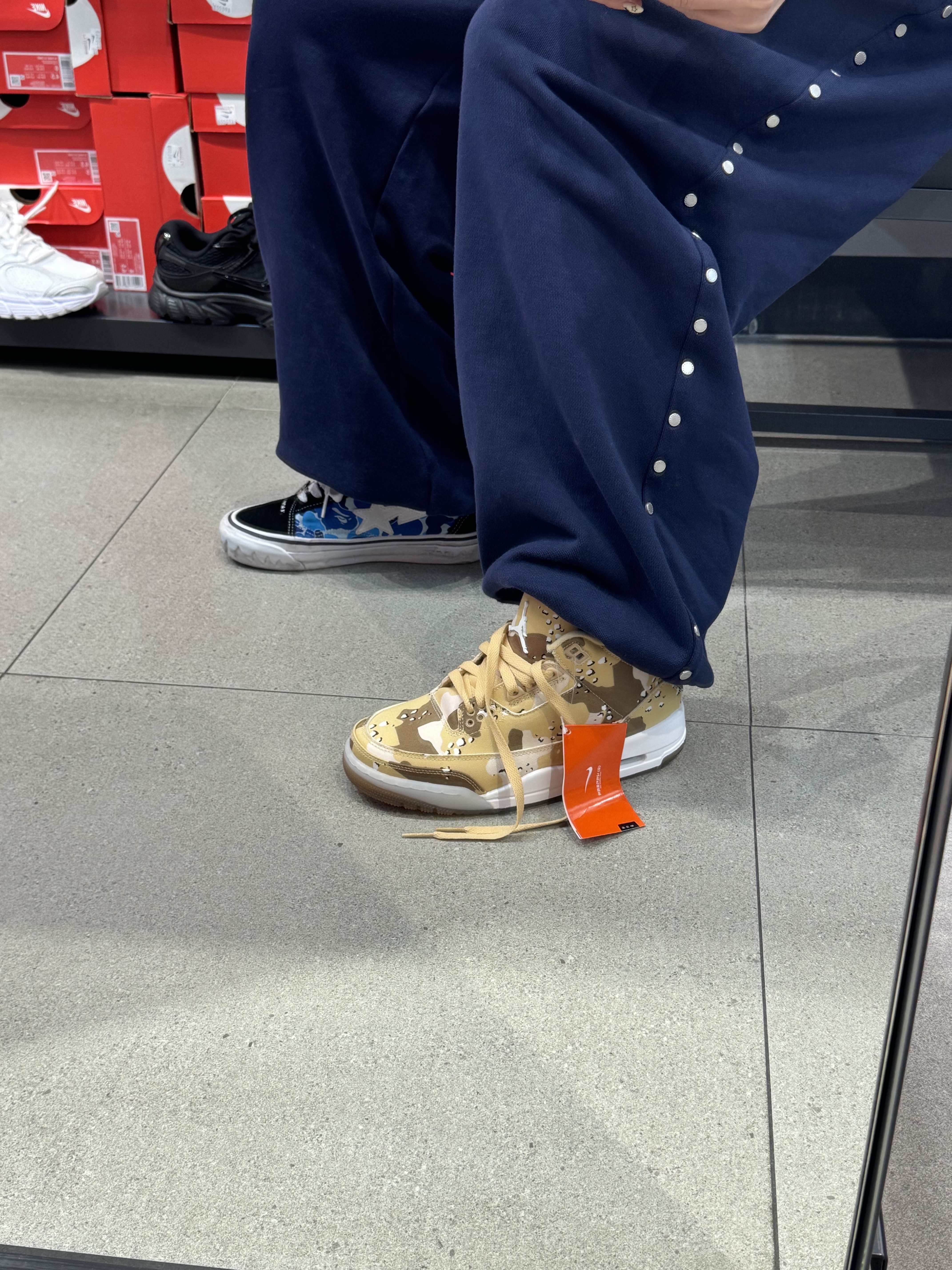 (W) Jordan 3 Retro Desert Camo 착용 스타일