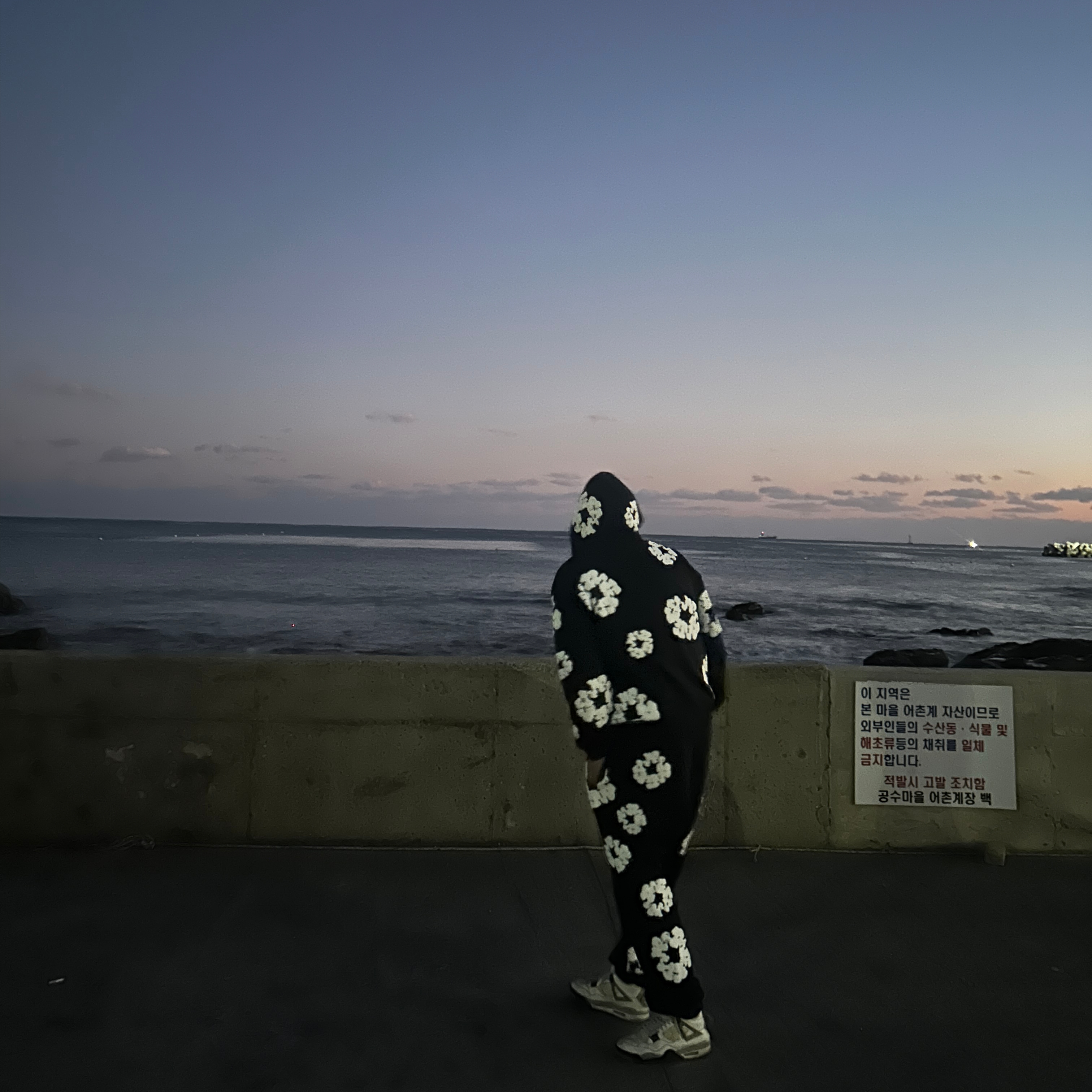Denim Tears The Cotton Wreath Sweatshirt Black, Denim Tears The Cotton Wreath Sweatpants Black 착용 스타일