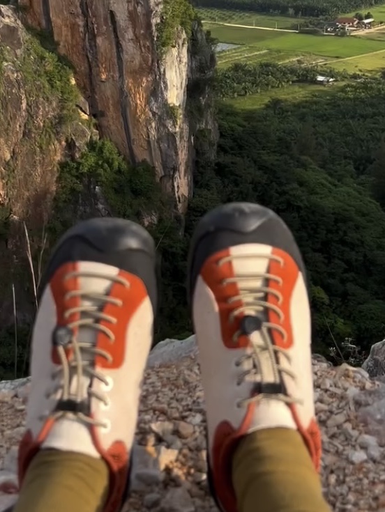 (W) Keen Jasper Rocks SP Baked Clay 착용 스타일 - 1