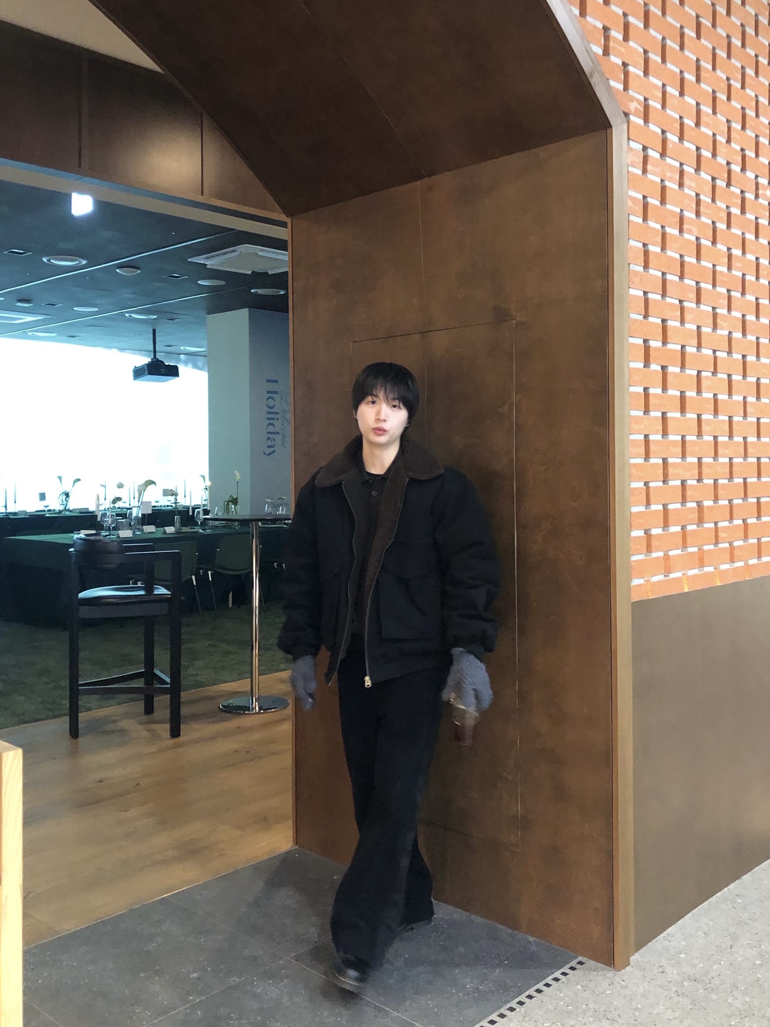 Dr. Martens 1461 Smooth Black 착용 스타일 - 1