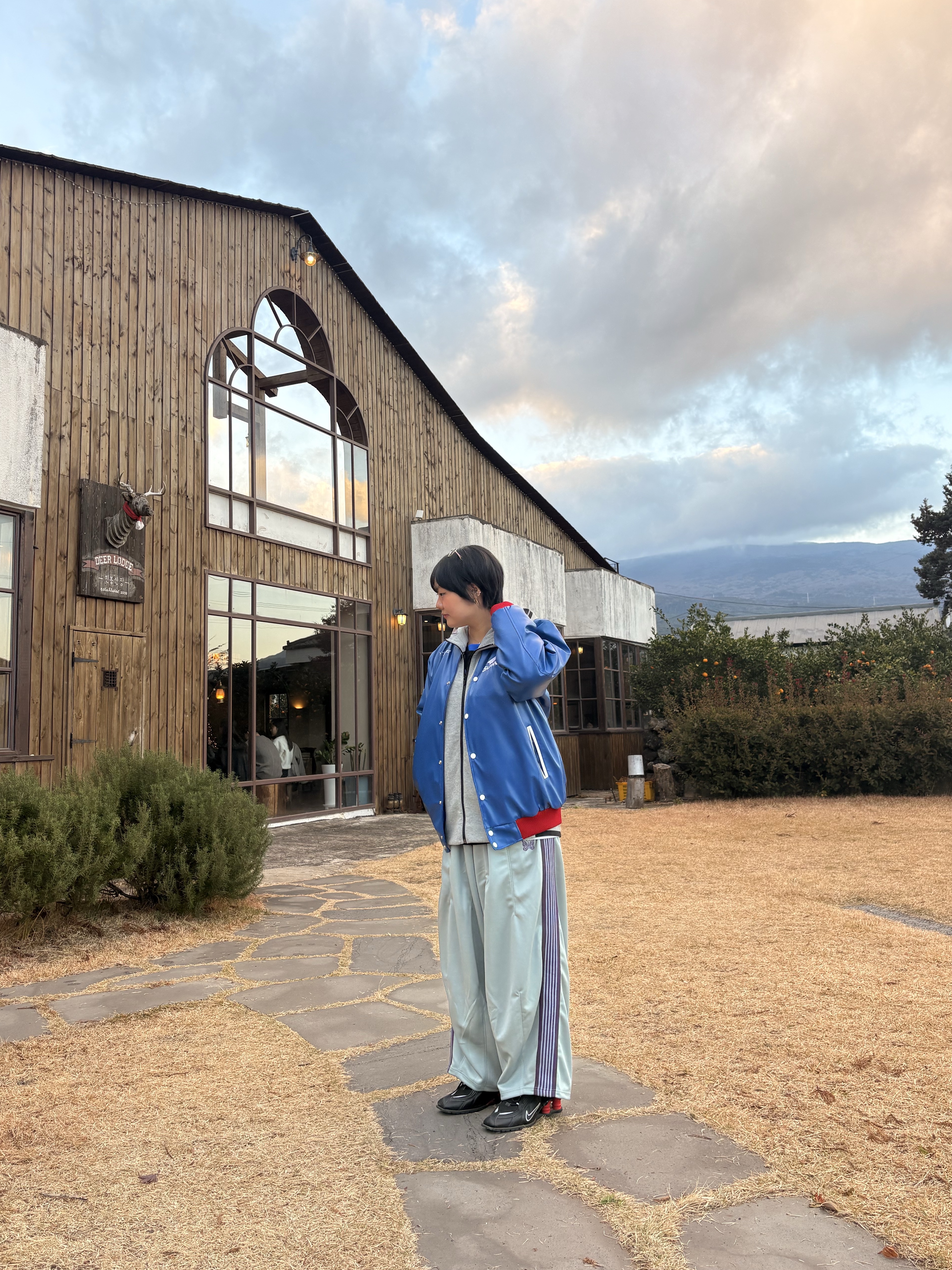 Nike x Martine Rose Shox MR4 Black, Needles H.D. Track Pants Poly Smooth Saxophone 착용 스타일 - 2