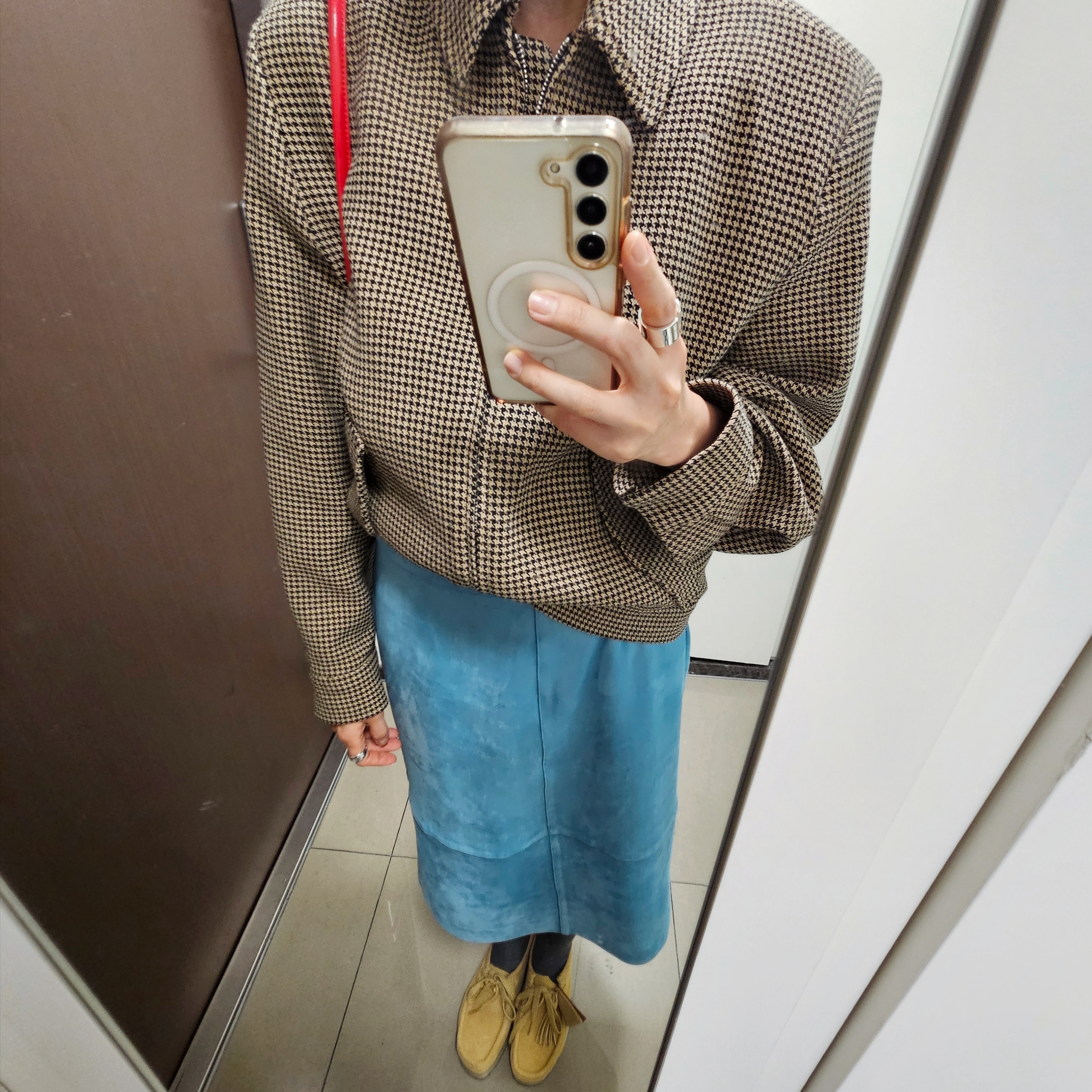(W) Clarks Wallabee Maple Suede 착용 스타일 - 3
