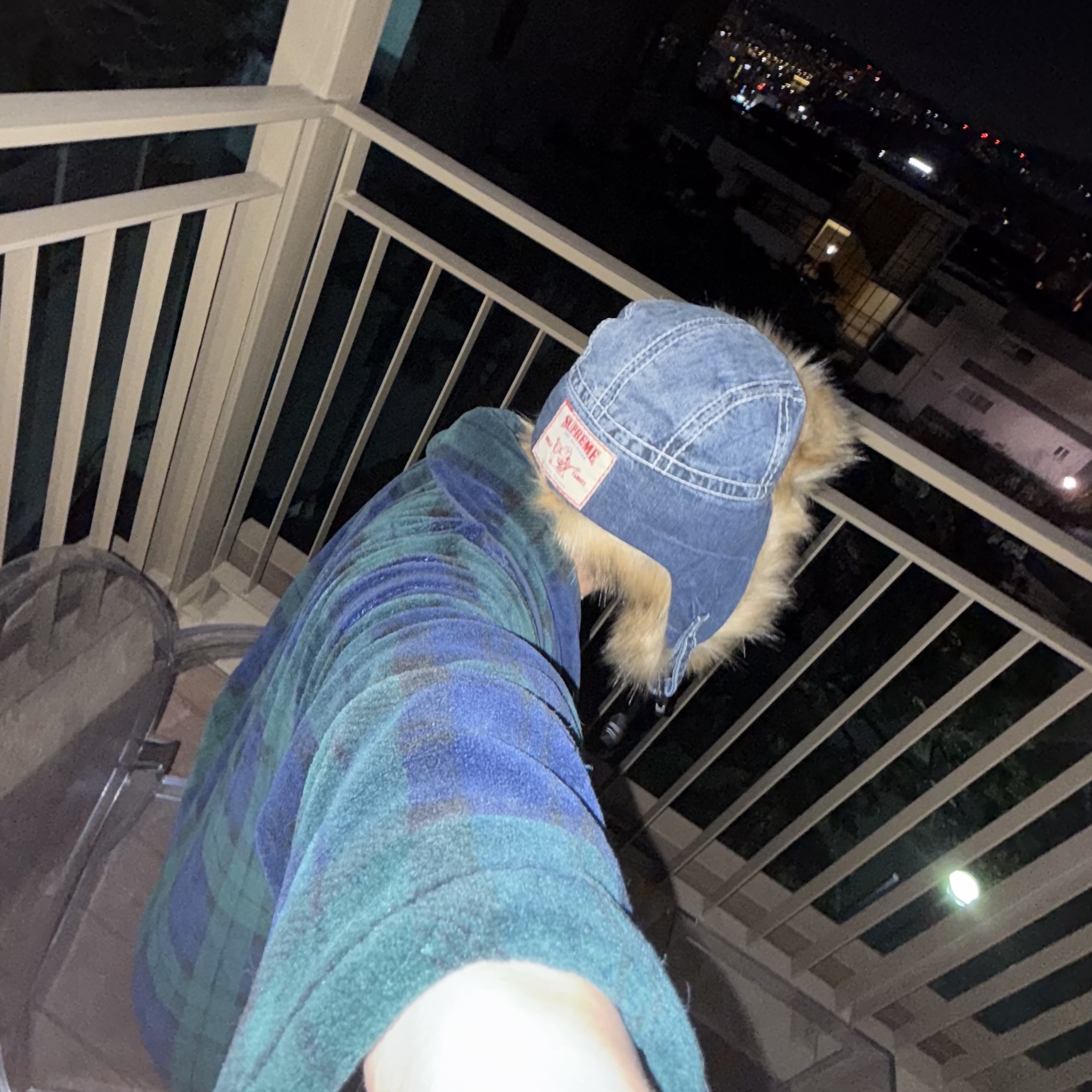Supreme x True Religion Gore-Tex Trooper Denim - 22FW 착용 스타일 - 2