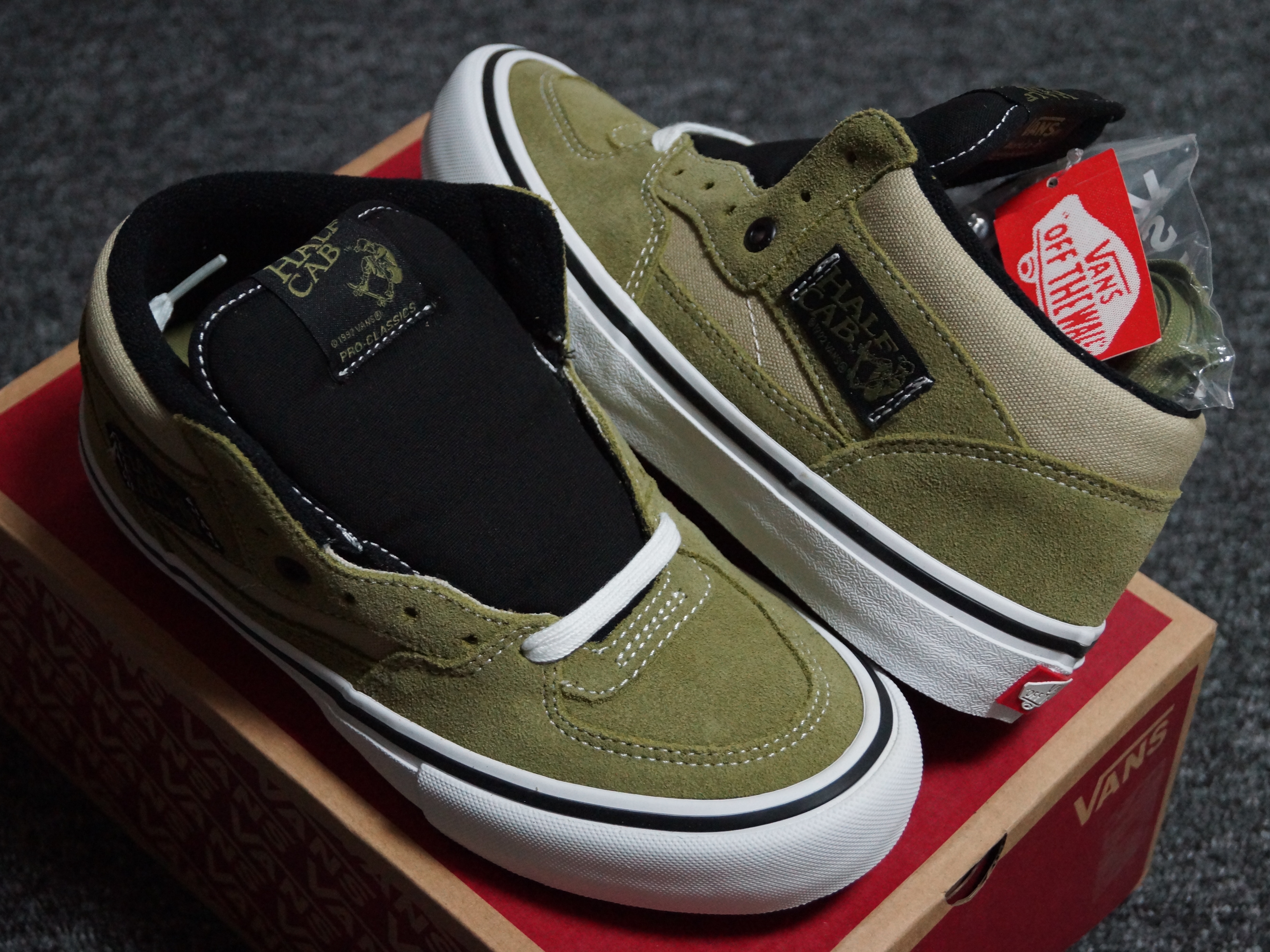 Vans Half Cab Pro Olive Green 착용 스타일