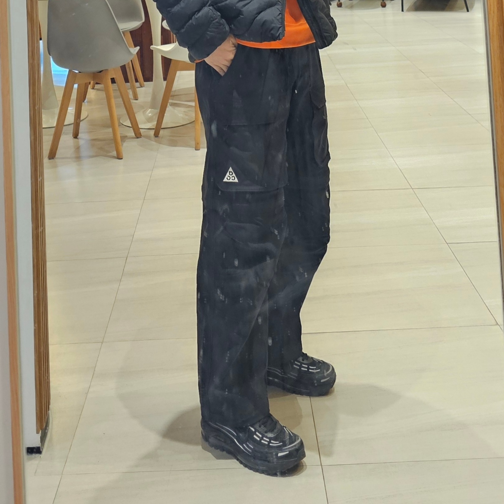 Nike ACG Smith Summit Zip Cargo Pants Black Anthracite - Asia 착용 스타일