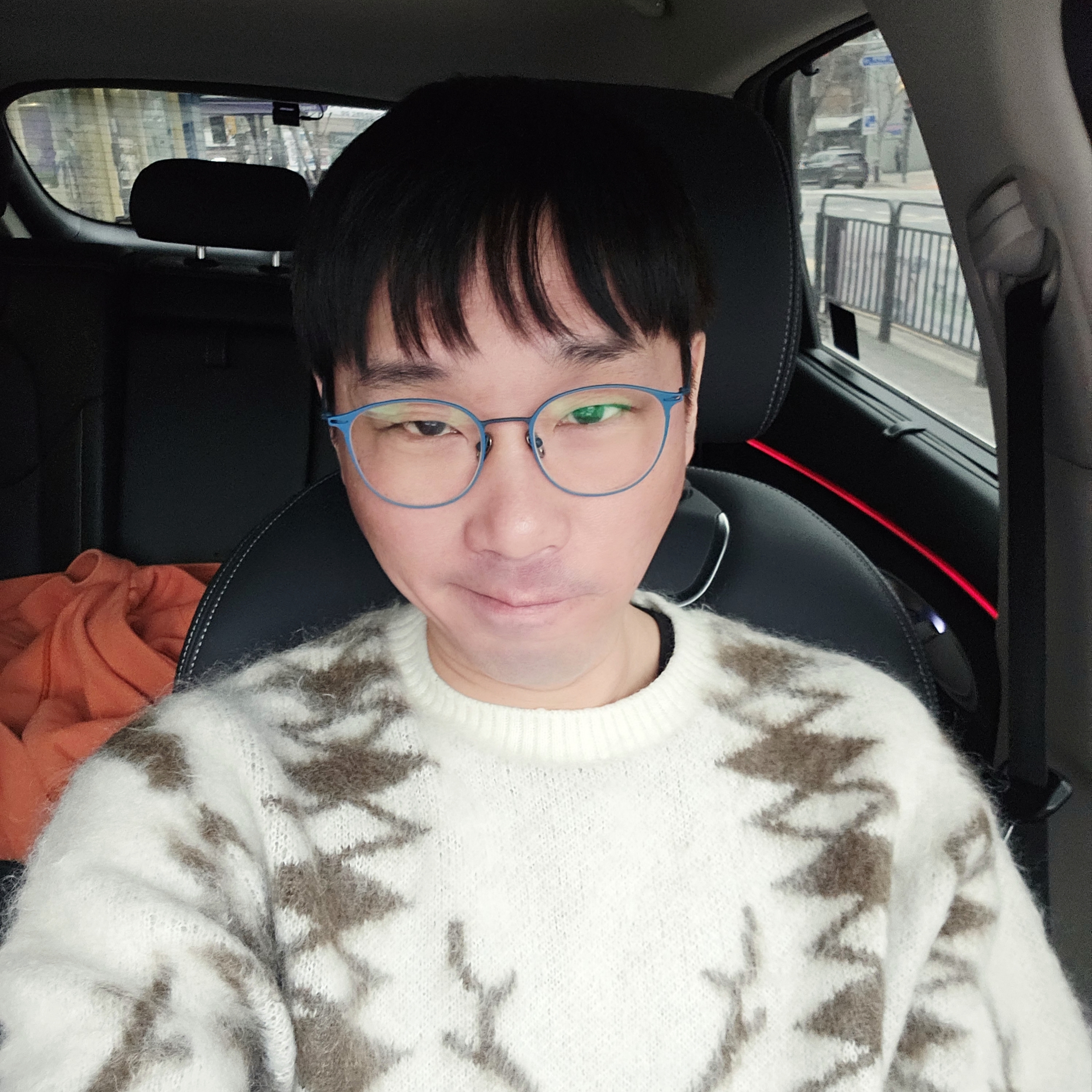 South2 West8 Loose Fit Sweater S2W8 Native Off White, Jordan 1 x Travis Scott Retro Low OG SP Mocha 착용 스타일 - 1