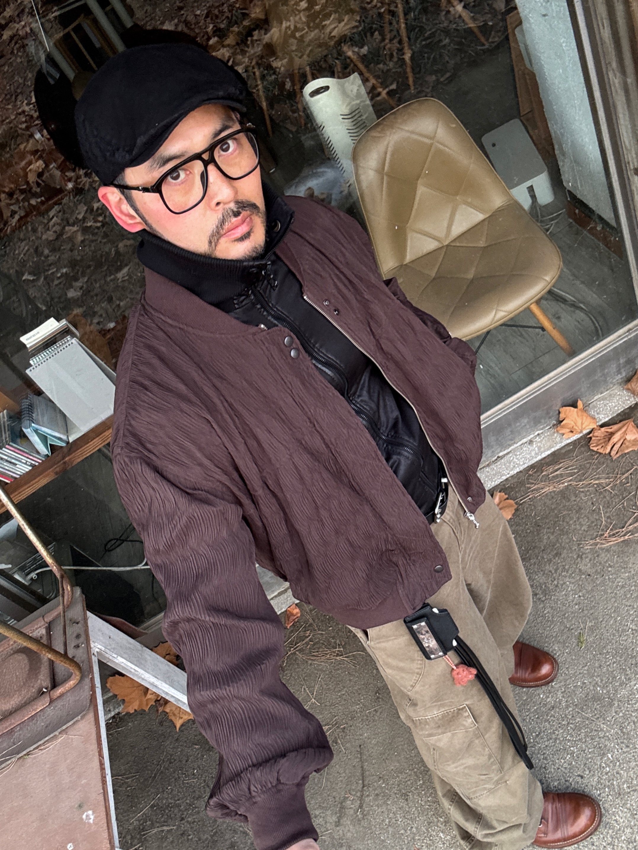 noun Wave Pleated Blouson Brown, noun Washed Cargo Pants Khaki 착용 스타일 - 5