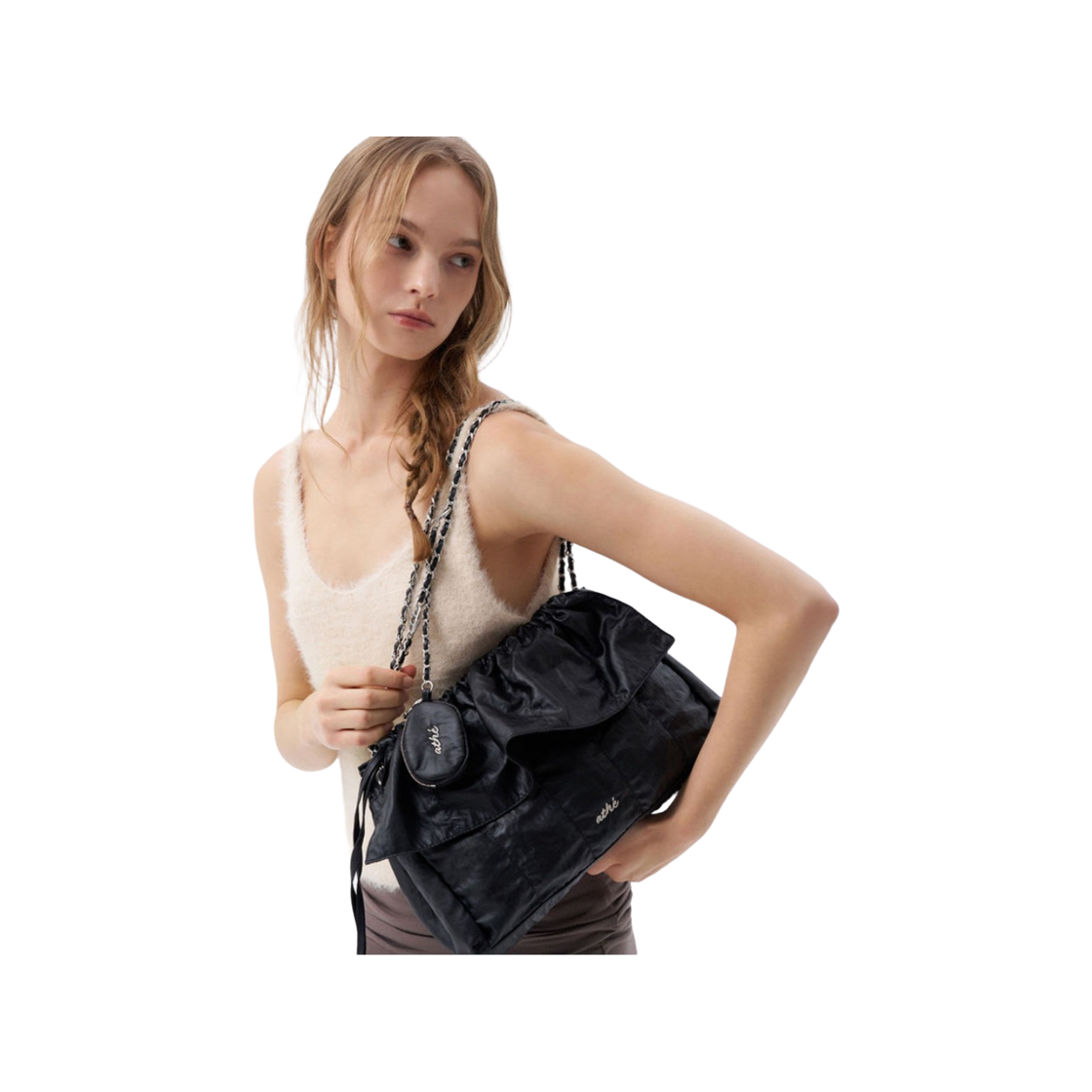 아떼 바네사브루노 액세사리 프릴 블랙 듀프스킨 숄더백 M 블랙(Athe Vanessabruno Acc Frill Black Dupeskin Shoulder Bag M Black) - 2