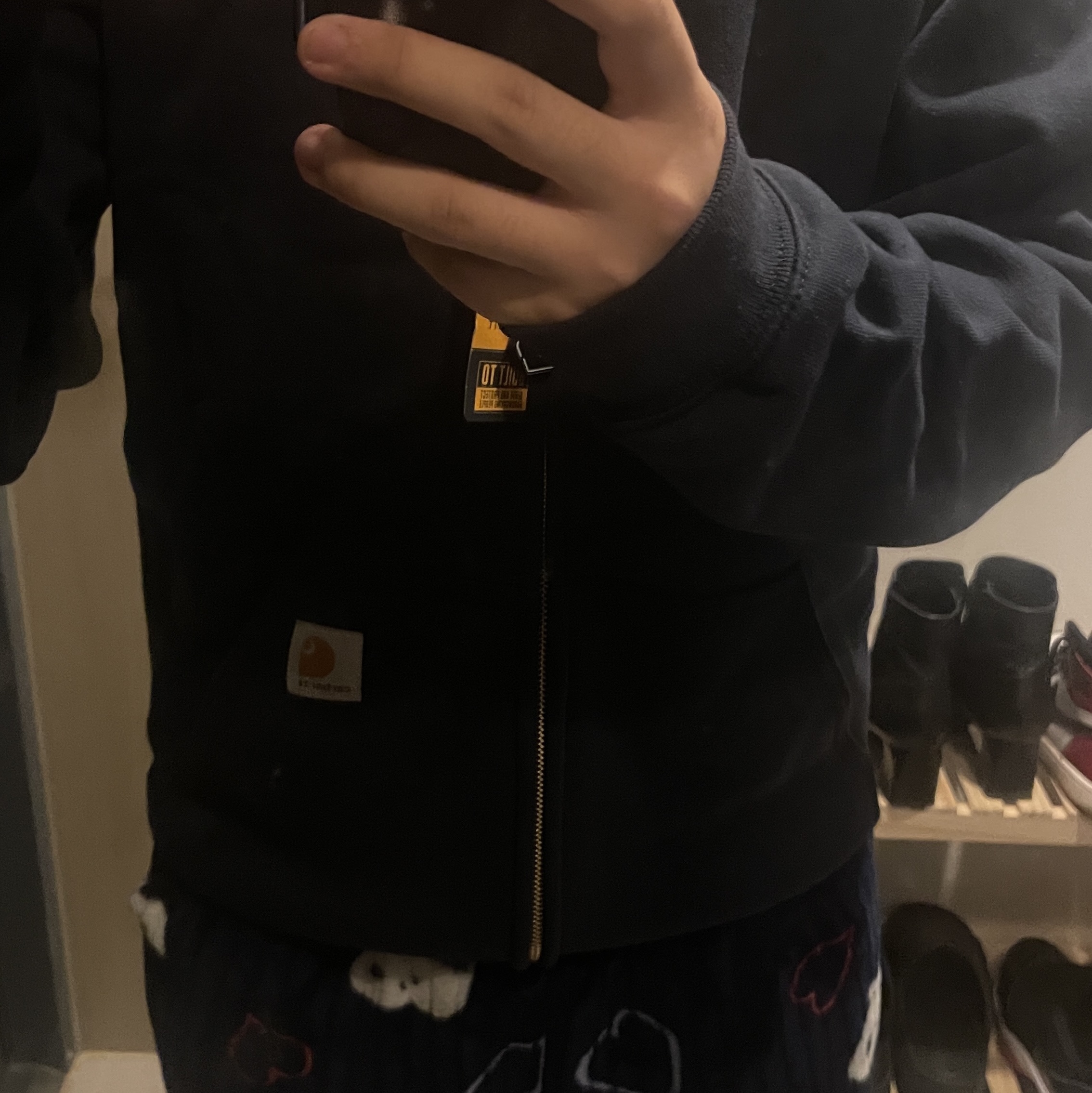 Carhartt Loose Fit Midweight Regular Full Zip Sweatshirt New Navy 착용 스타일
