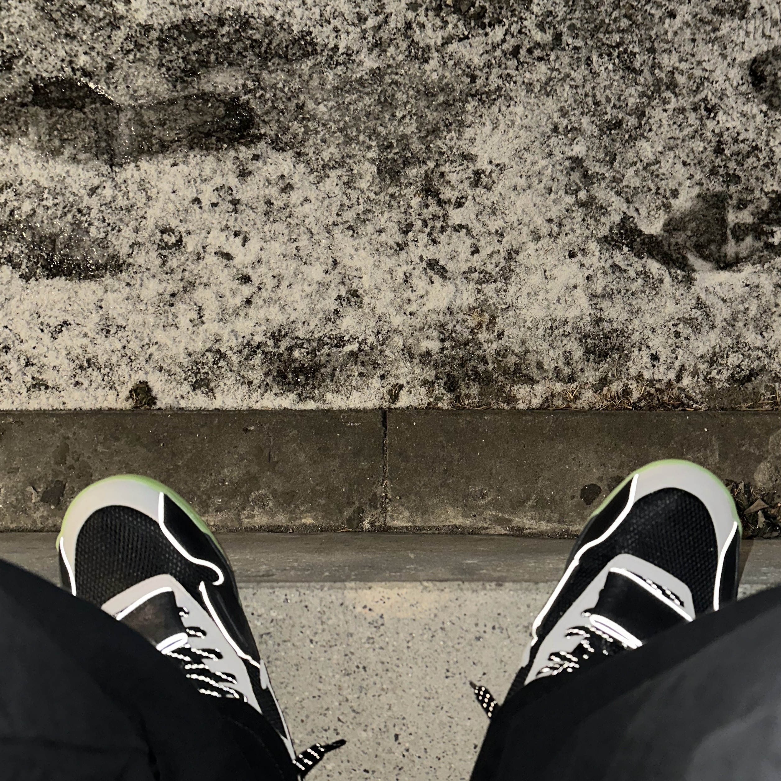 Jordan x Travis Scott x Chase B Jumpman Jack TR Black Night Silver 착용 스타일