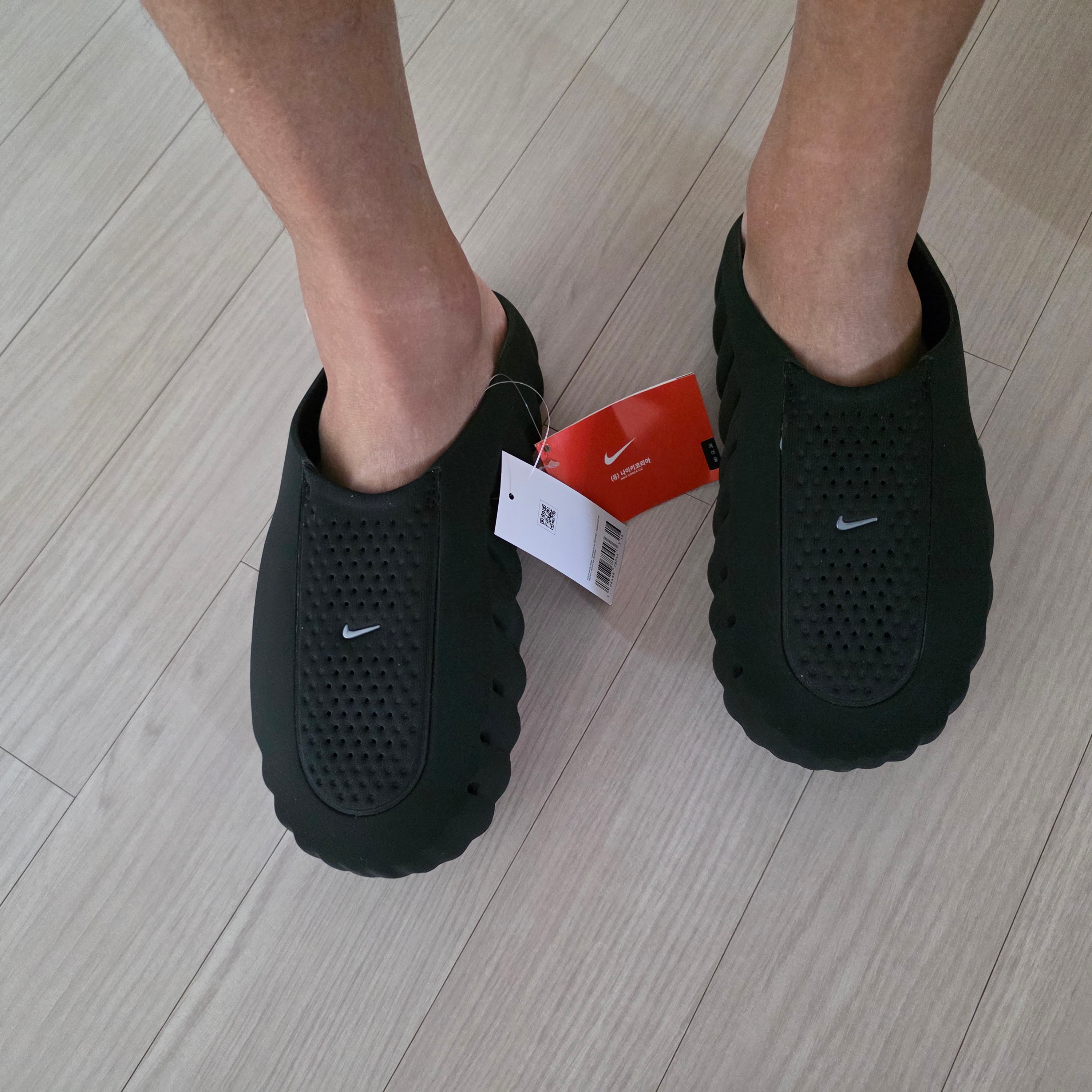 Nike Mind 001 Black Chrome 착용 스타일 - 3