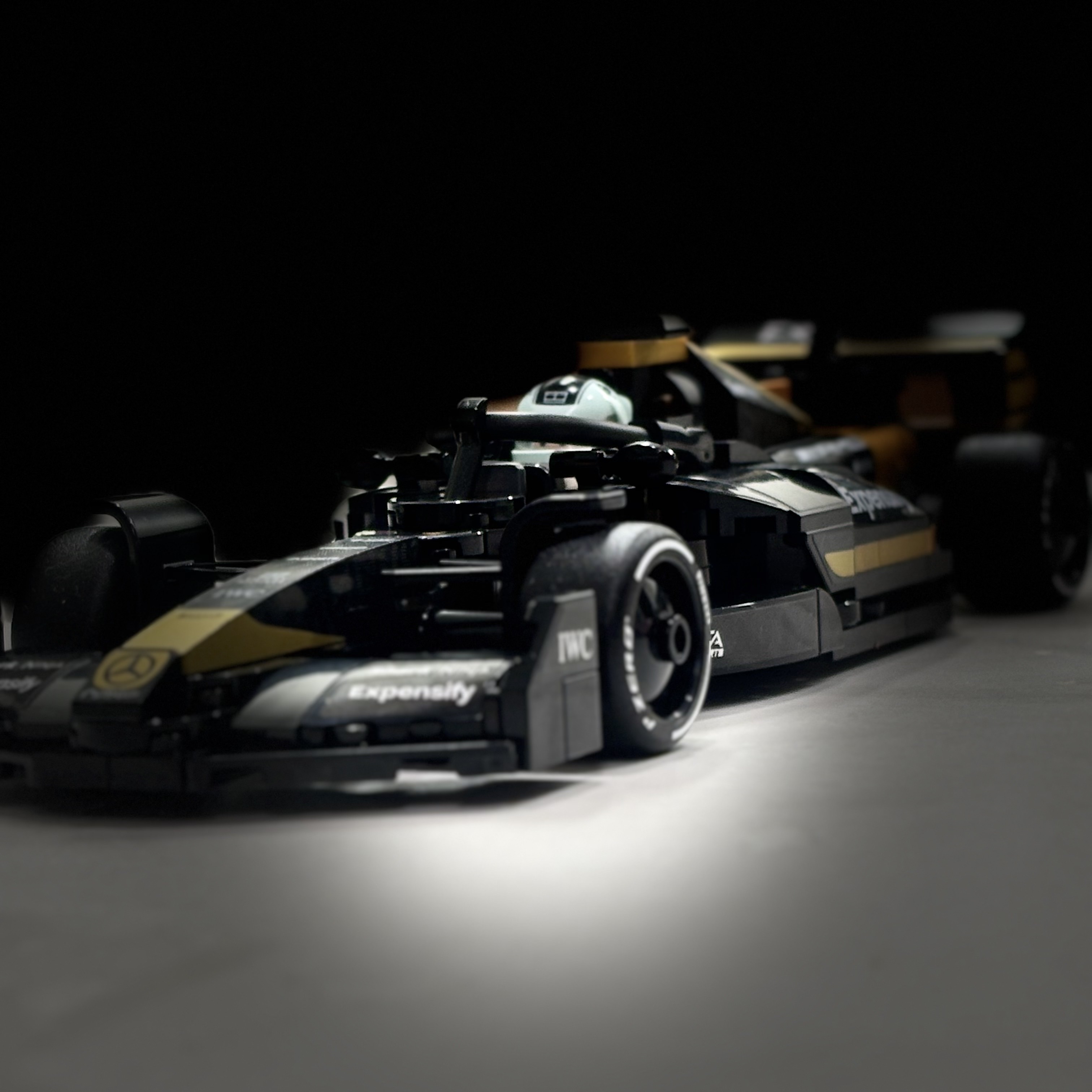 Lego Speed Champions APXGP Team Race Car from F1 The Movie 착용 스타일 - 3