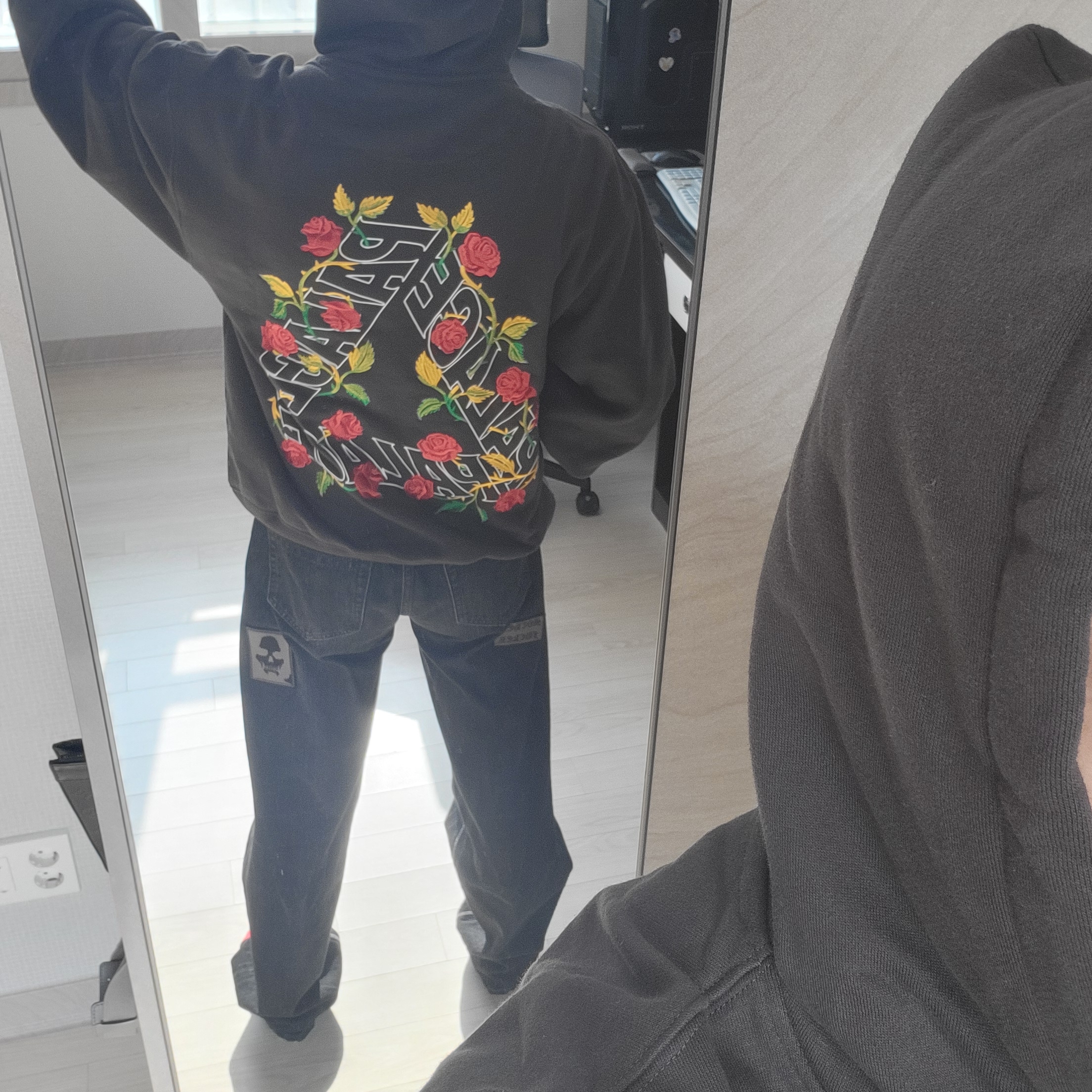 Palace Rose P3 Hood Black - 25SS, Supreme x Number (N)ine Patches Loose Fit Selvedge Jean Black - 25FW 착용 스타일 - 2