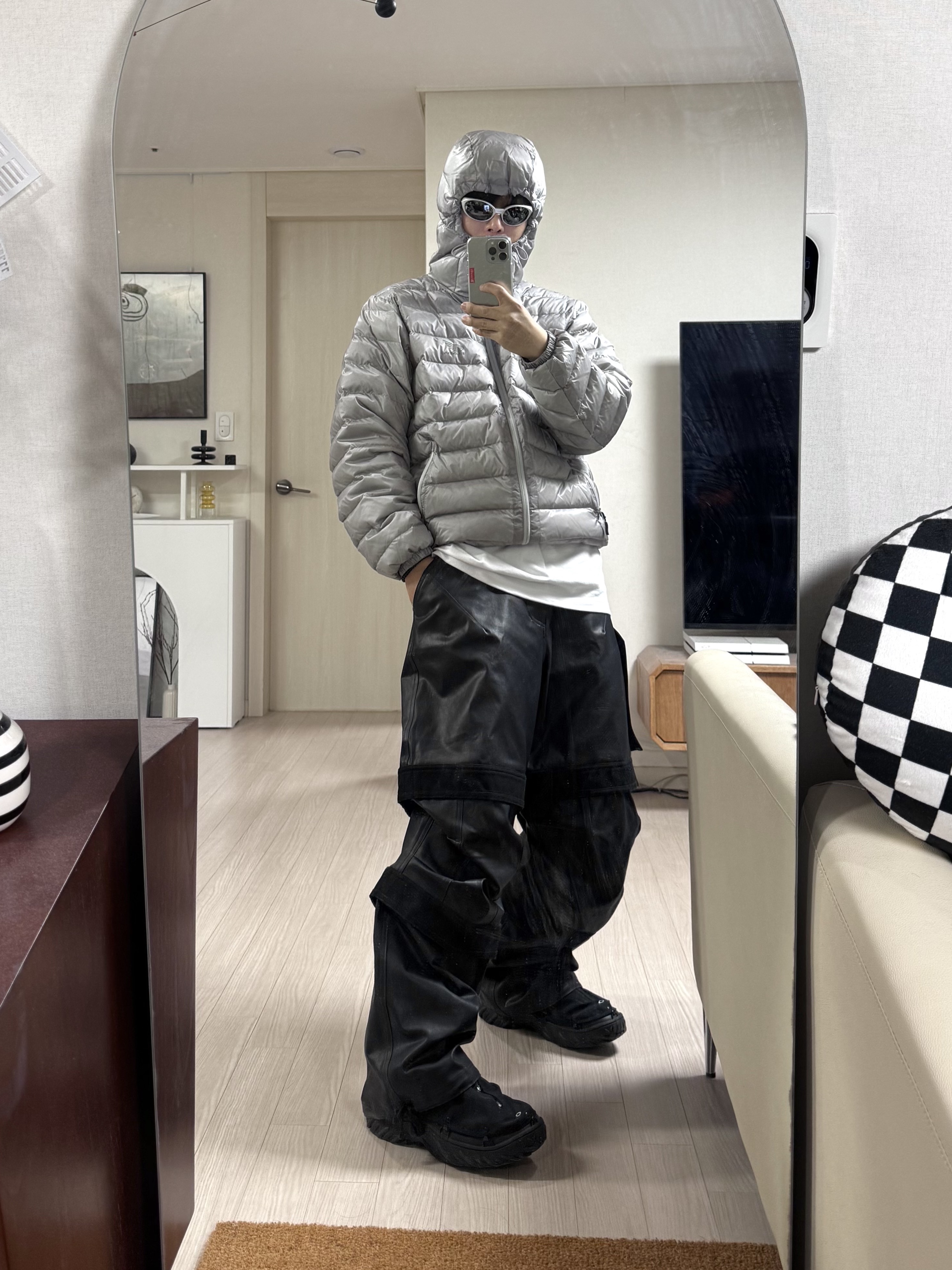 Honda H-Tech Storm Shield Parka Light Gray, farfromwhat far layered work pants_black 착용 스타일 - 1