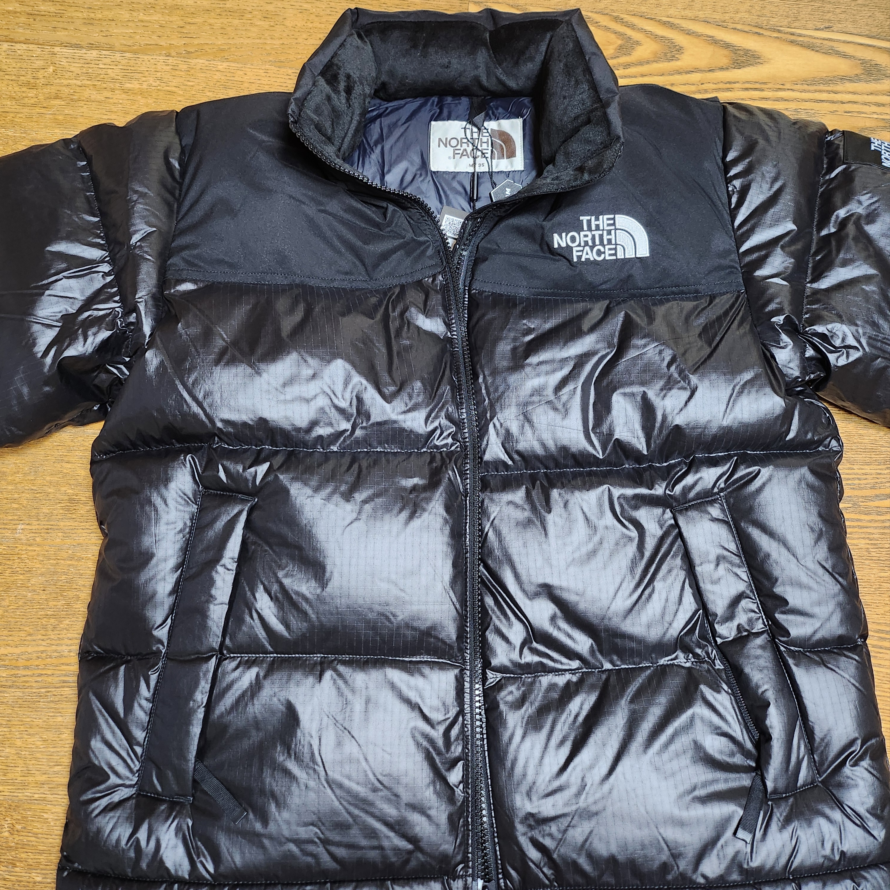 The North Face White Label Novelty Nuptse RDS Down Jacket Black 착용 스타일 - 3