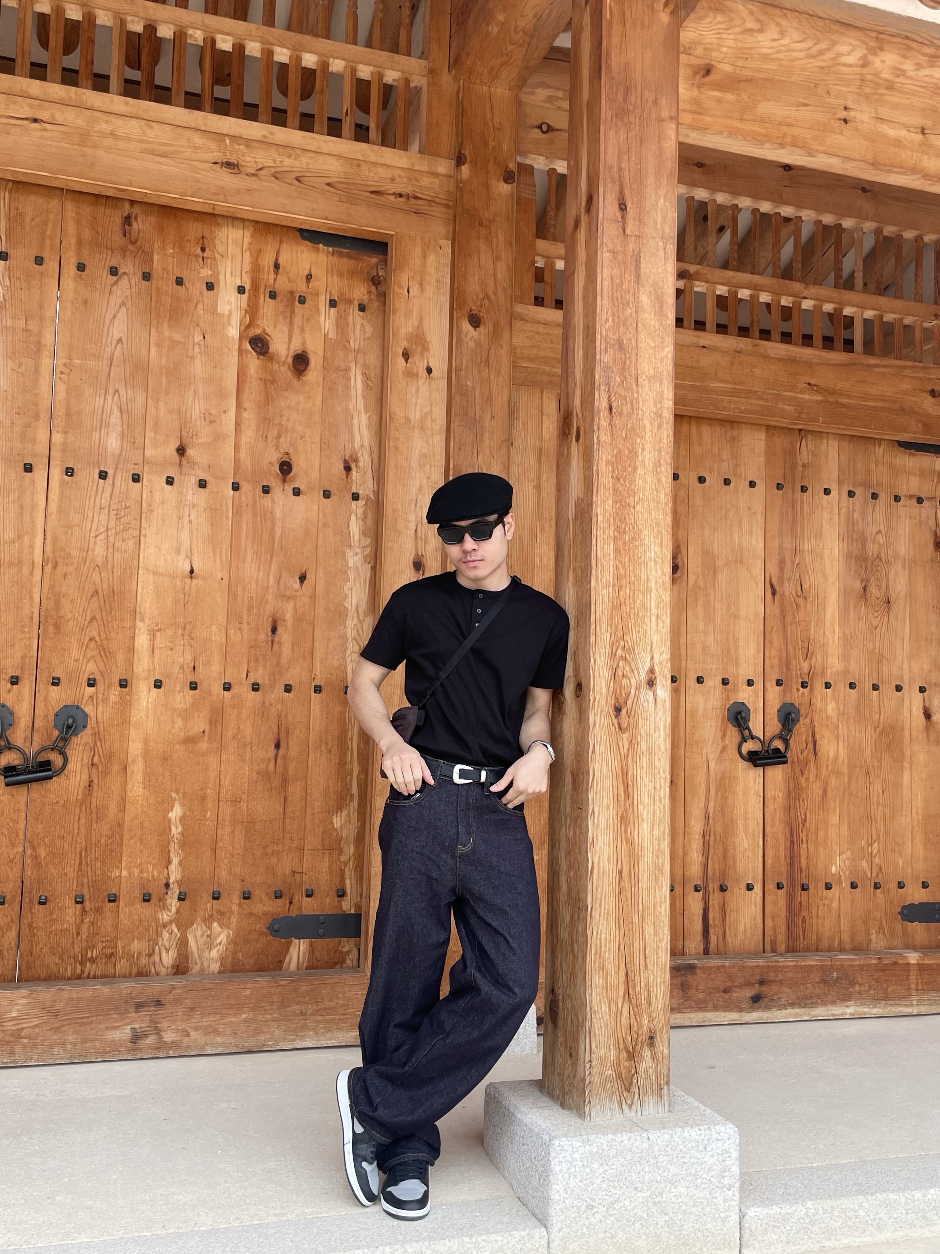 Suade Baggy Denim Raw Indigo 착용 스타일