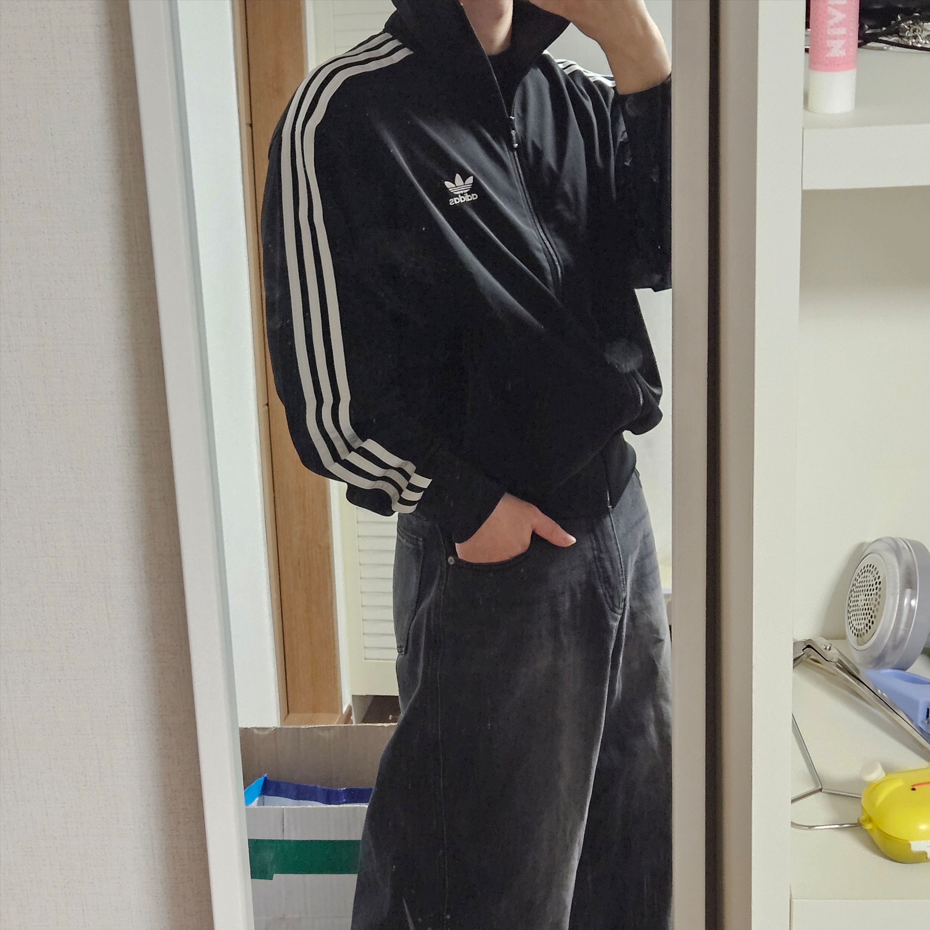 Adidas Adicolor Classics Firebird Track Top Black - KR Sizing 착용 스타일