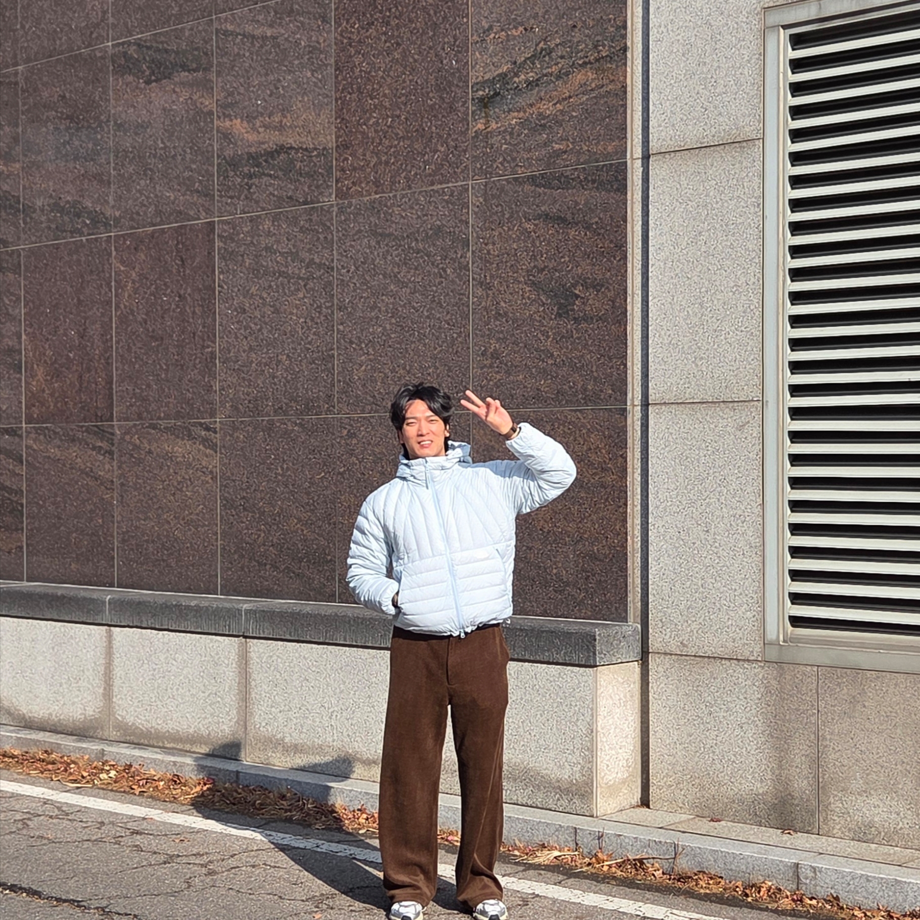 The North Face Coreline Down Jacket Light Blue - 25FW 착용 스타일
