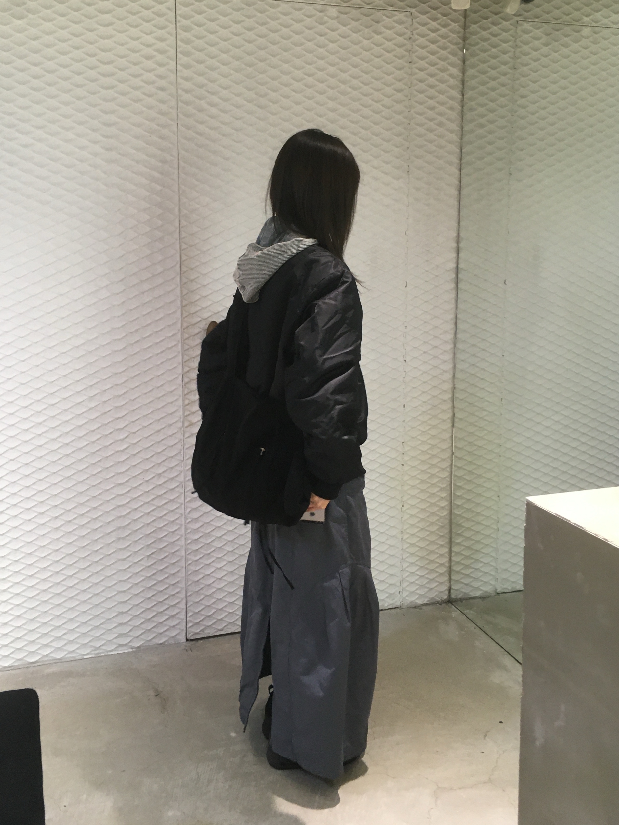 (W) Mischief Layered Waffle Hoodie Set Bleached Khaki, (W) Mischief Rhombus Long Skirt Blue Grey 착용 스타일
